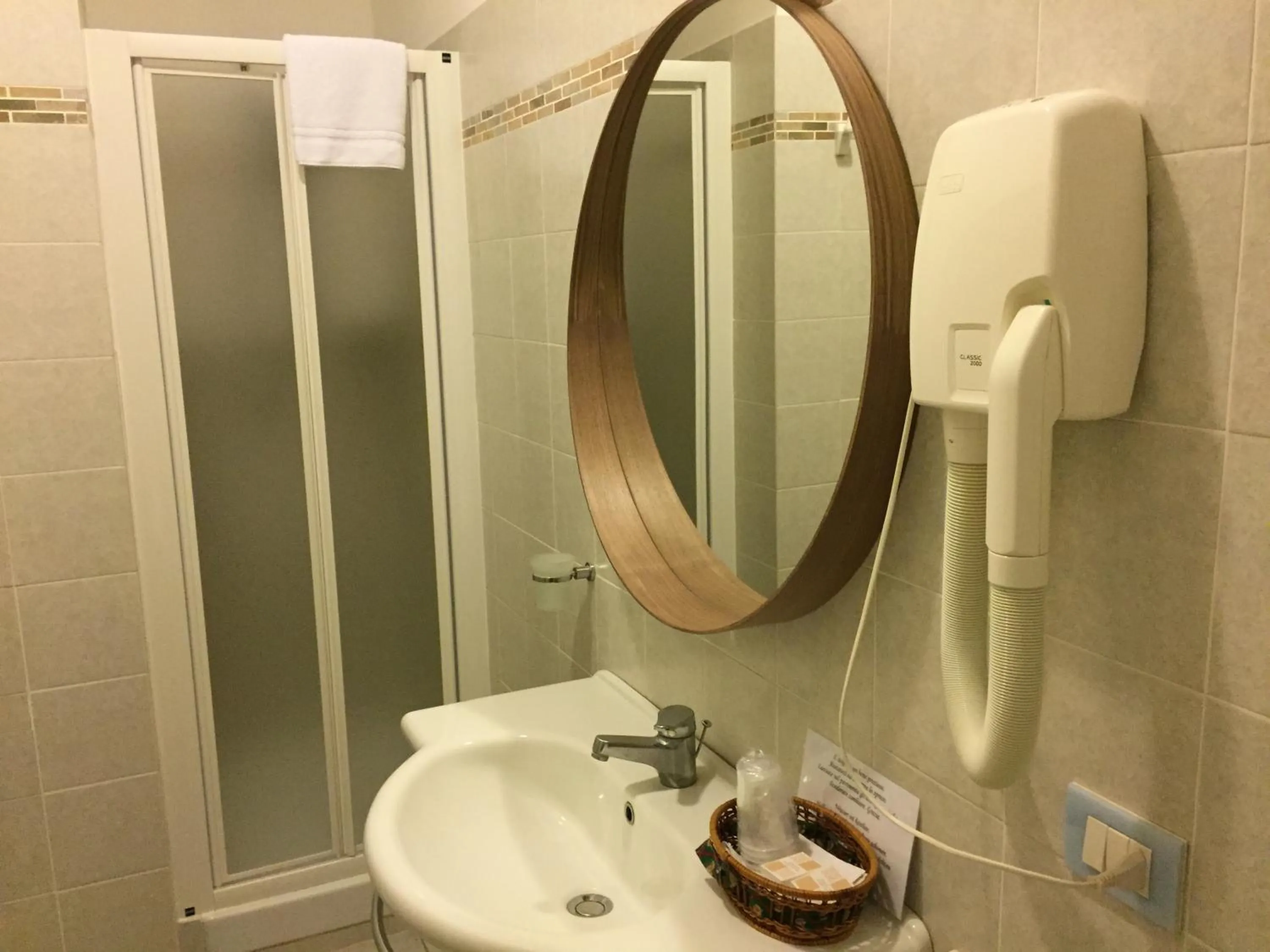 Bathroom in Hotel Le Palme