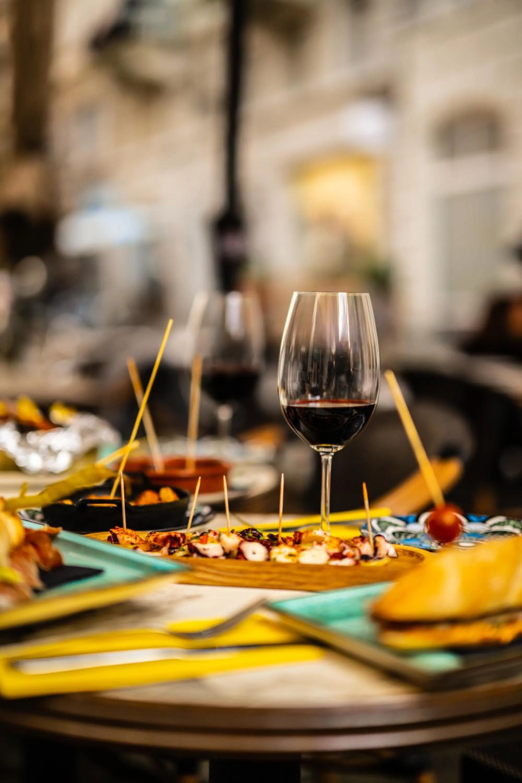 Restaurant/places to eat in ART HOUSE Basel - Member of Design Hotels