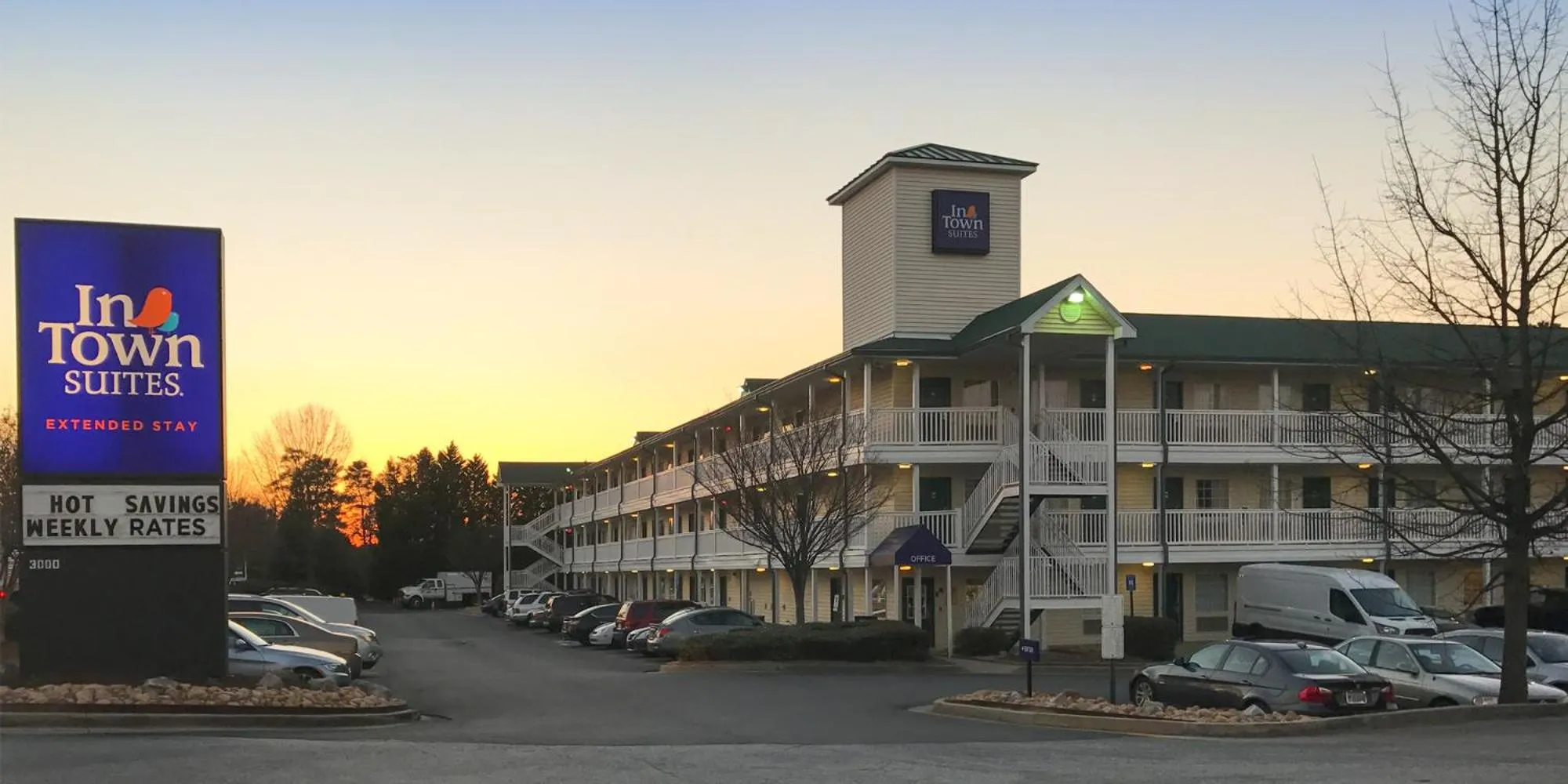 Property building in InTown Suites Extended Stay Select Atlanta GA -Smyrna