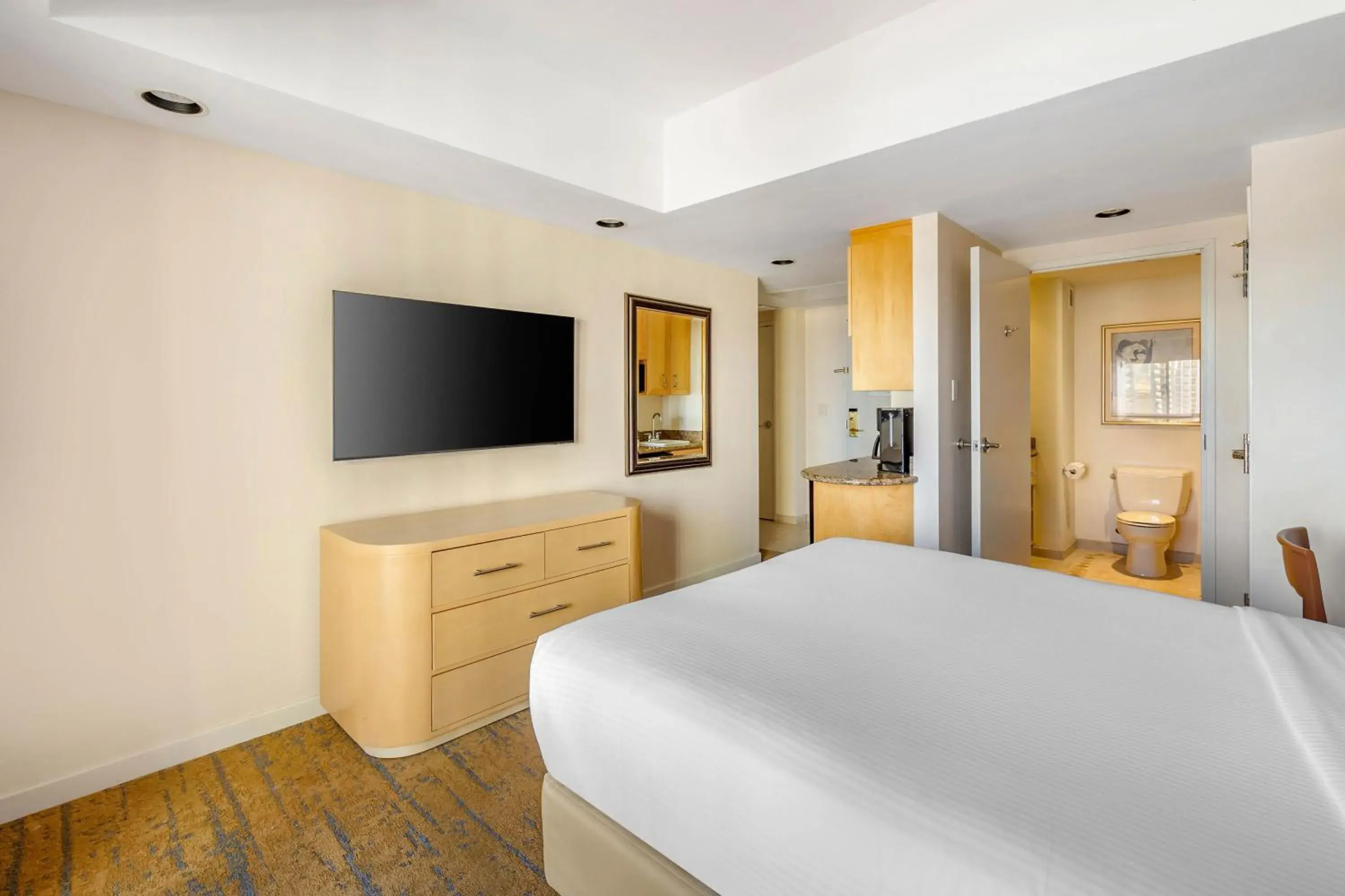 STUDIO 1 QUEEN WITH BALCONY in Hilton Vacation Club Polo Towers Las Vegas STUDIO 1 QUEEN WITH BALCONY in Hilton Vacation Club Polo Towers Las Vegas