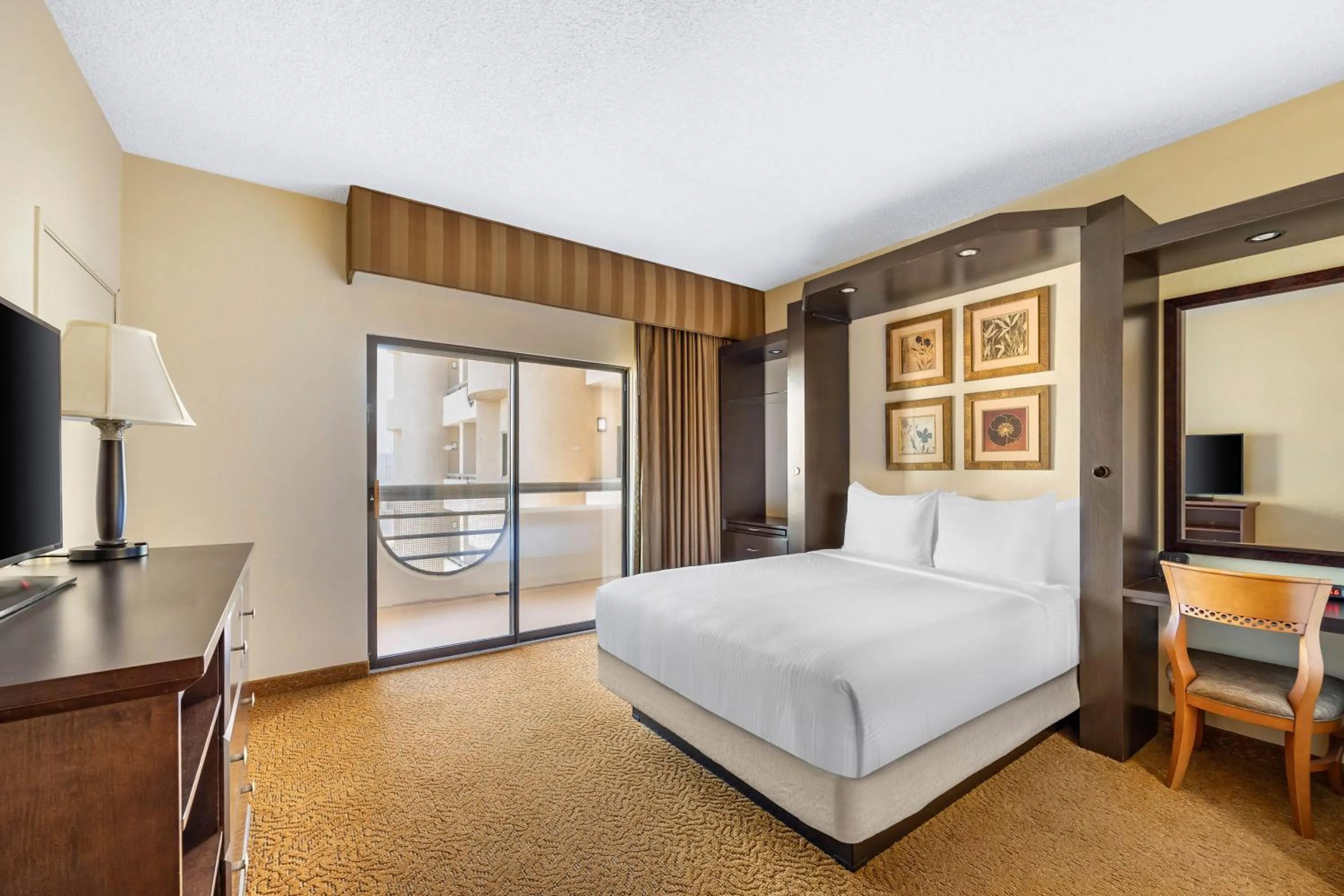 Bedroom, Bed in Hilton Vacation Club Polo Towers Las Vegas