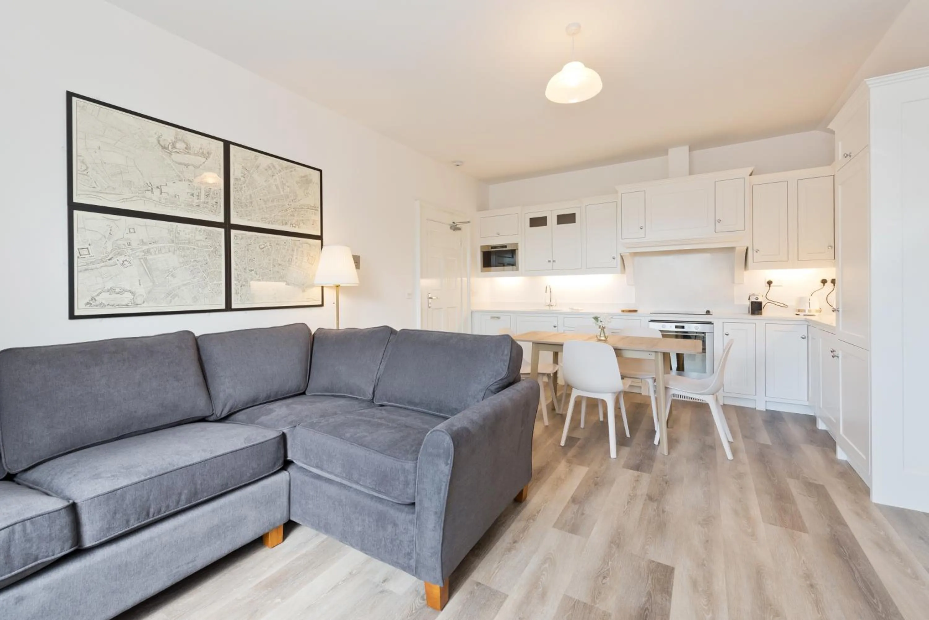 Henrietta Suites City Centre