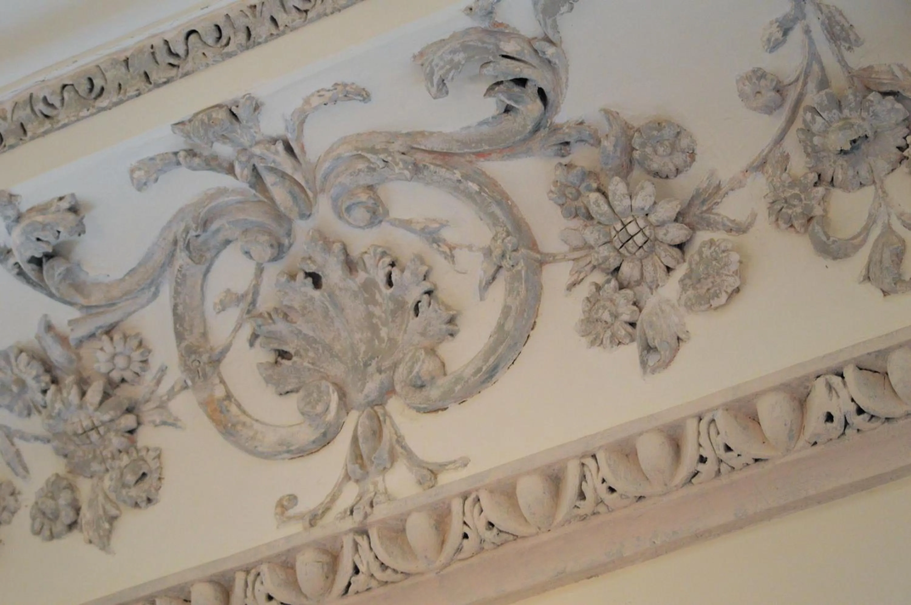 Decorative detail in Henrietta Suites City Centre
