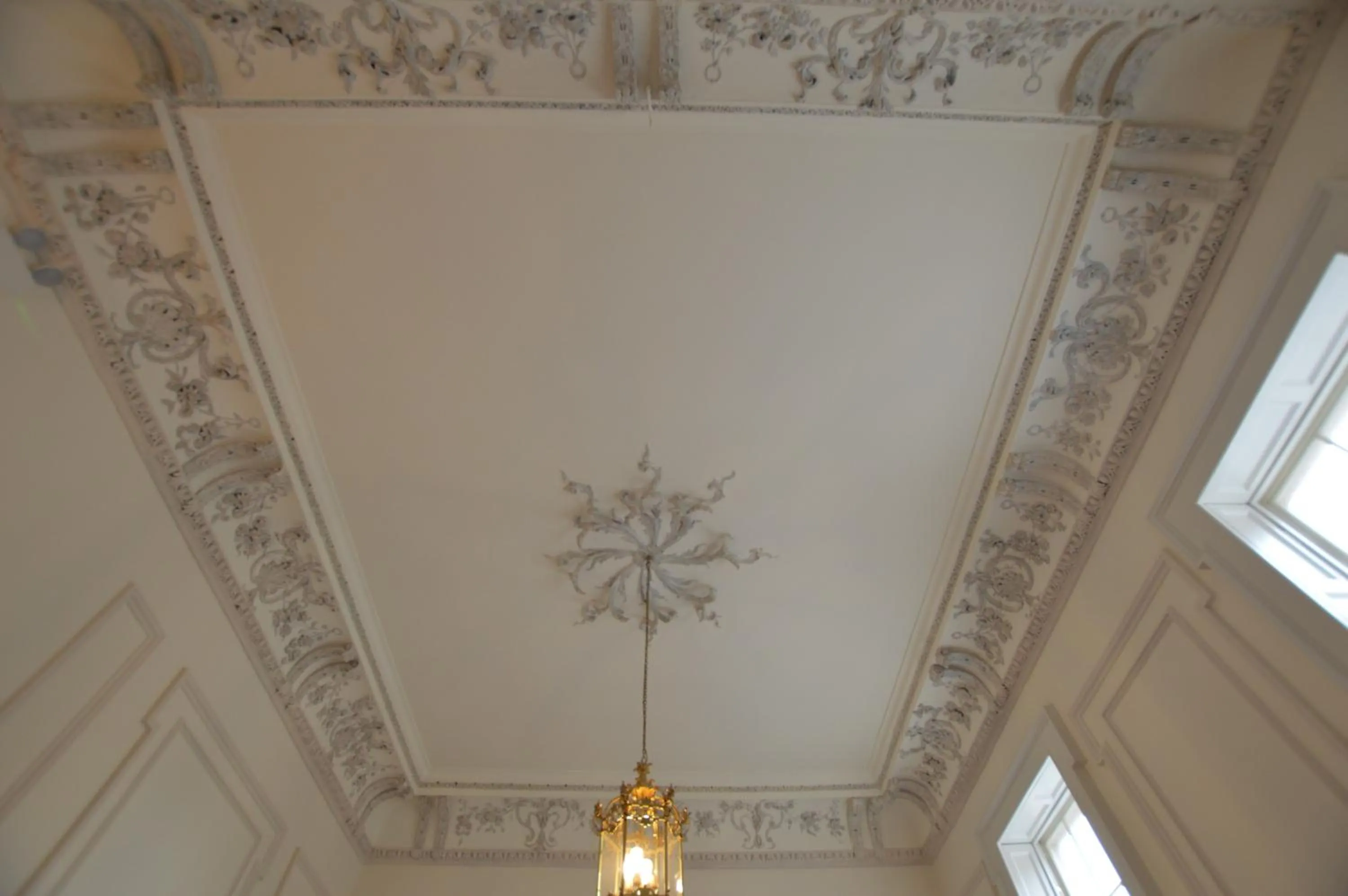 Decorative detail in Henrietta Suites City Centre