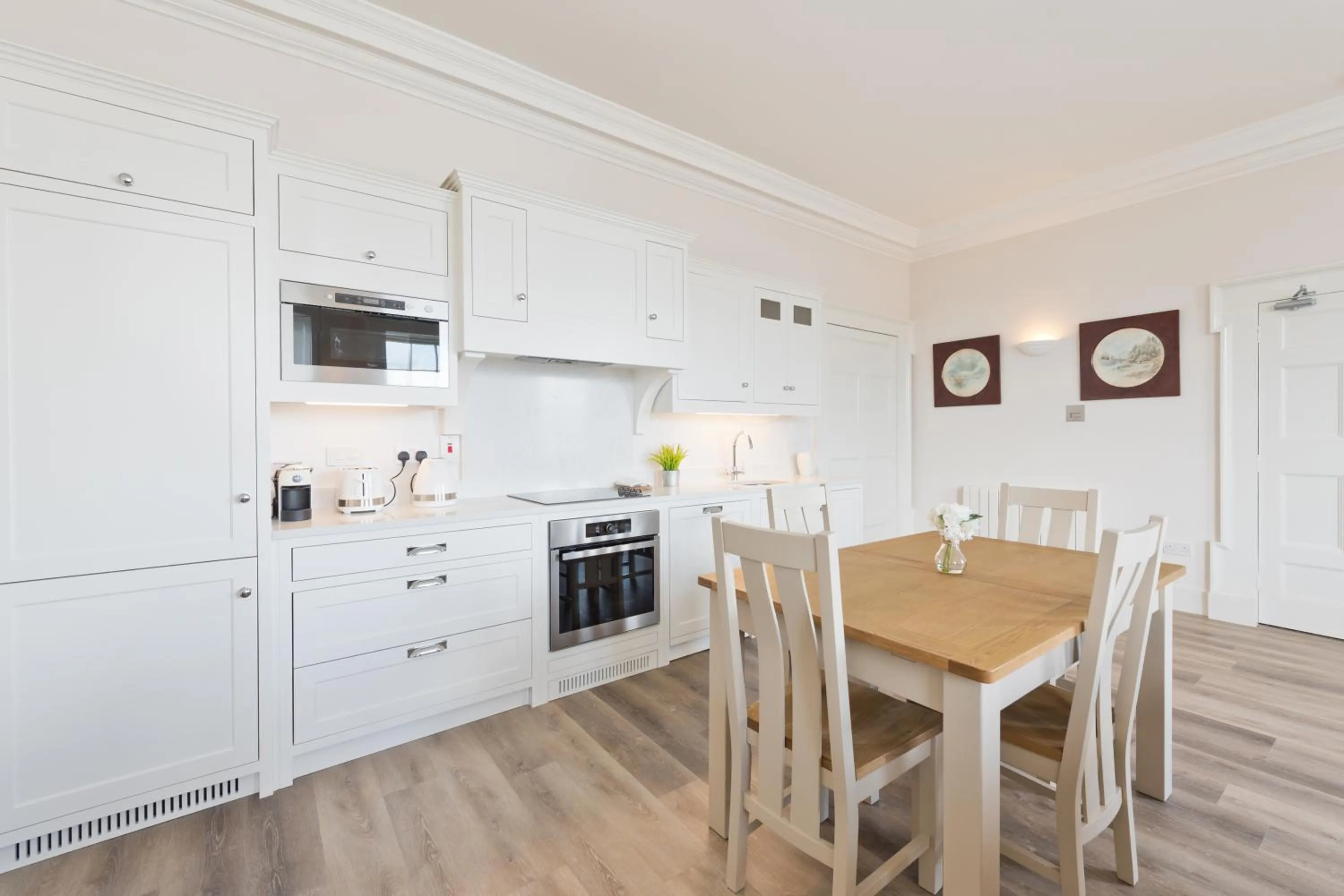 Henrietta Suites City Centre