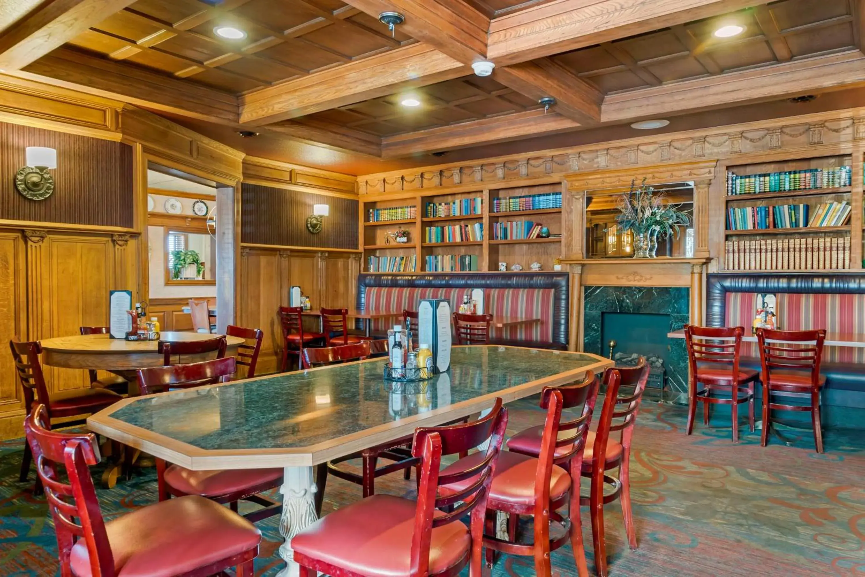 Restaurant/places to eat in Best Western Greenfield Inn Restaurant/places to eat in Best Western Greenfield Inn