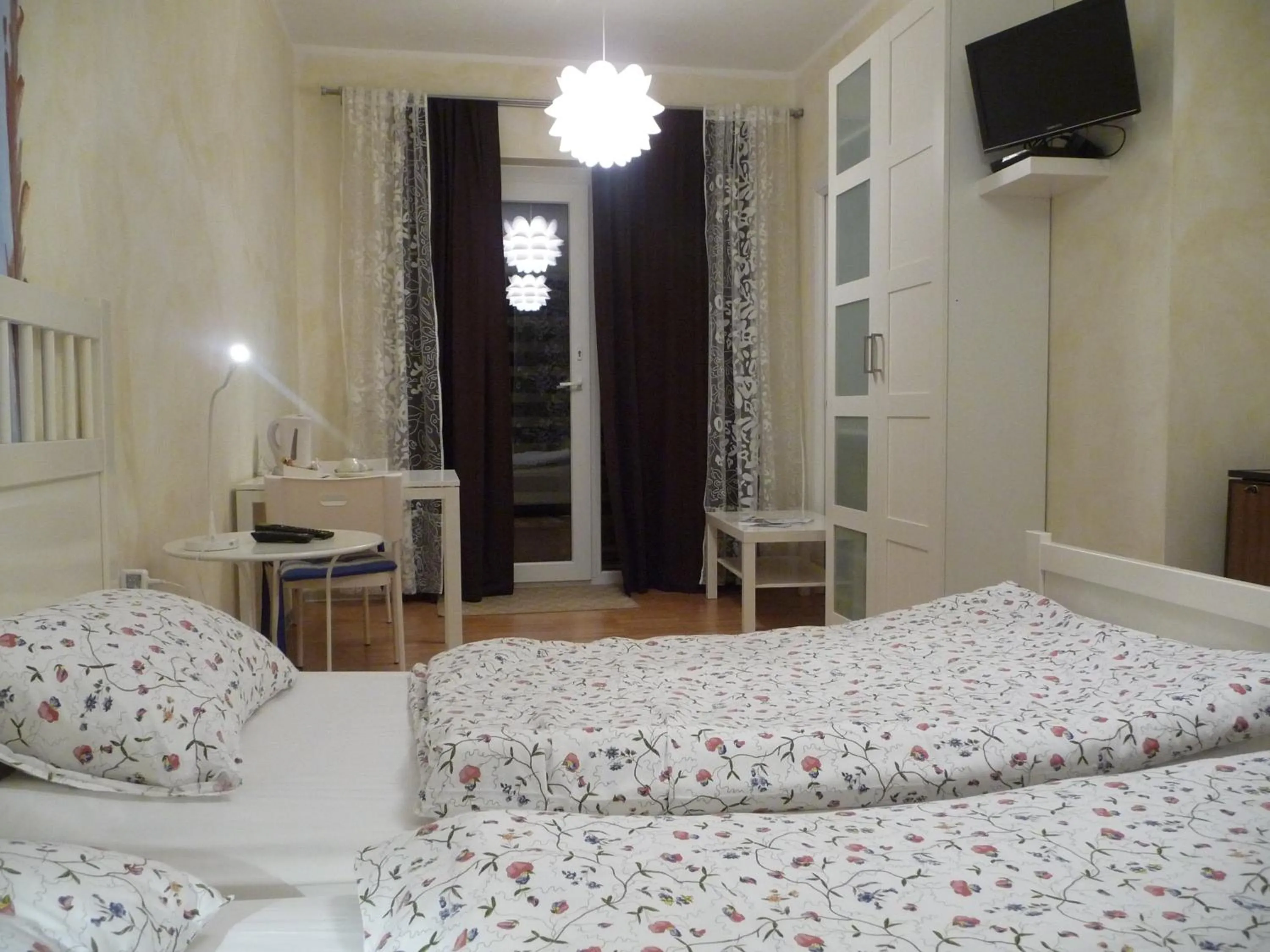 Twin Room - single occupancy in Residence Bed&Bike