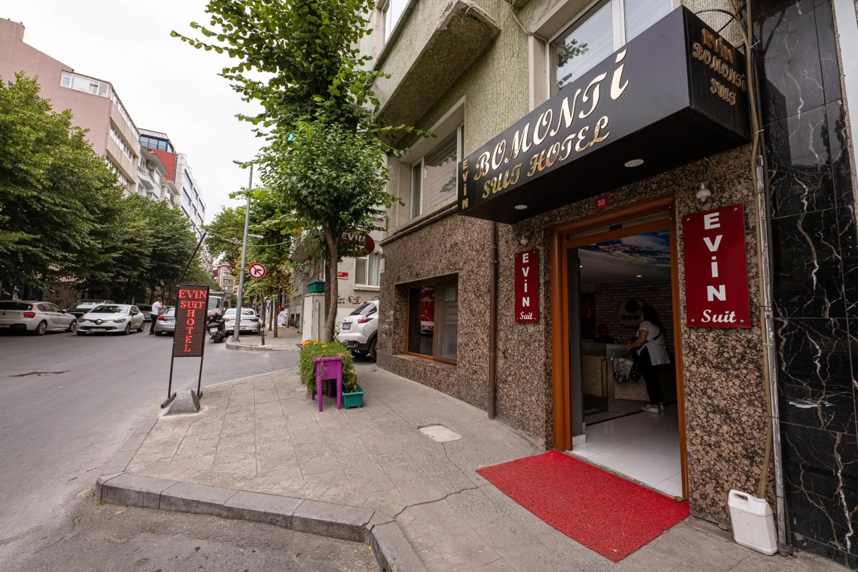 Property building in Evin Suit Hotel Property building in Evin Suit Hotel