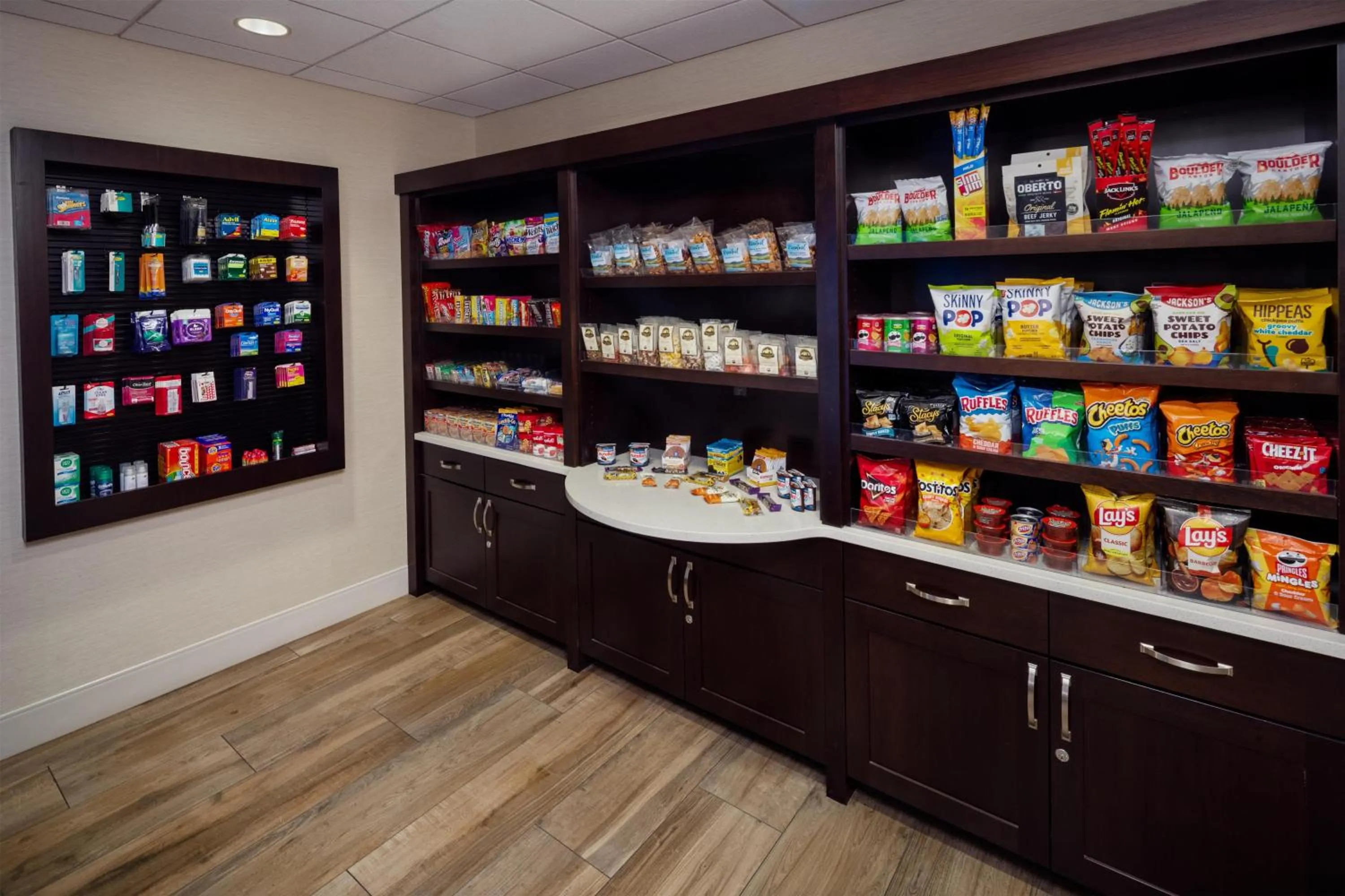 Restaurant/places to eat in Homewood Suites by Hilton Denver International Airport