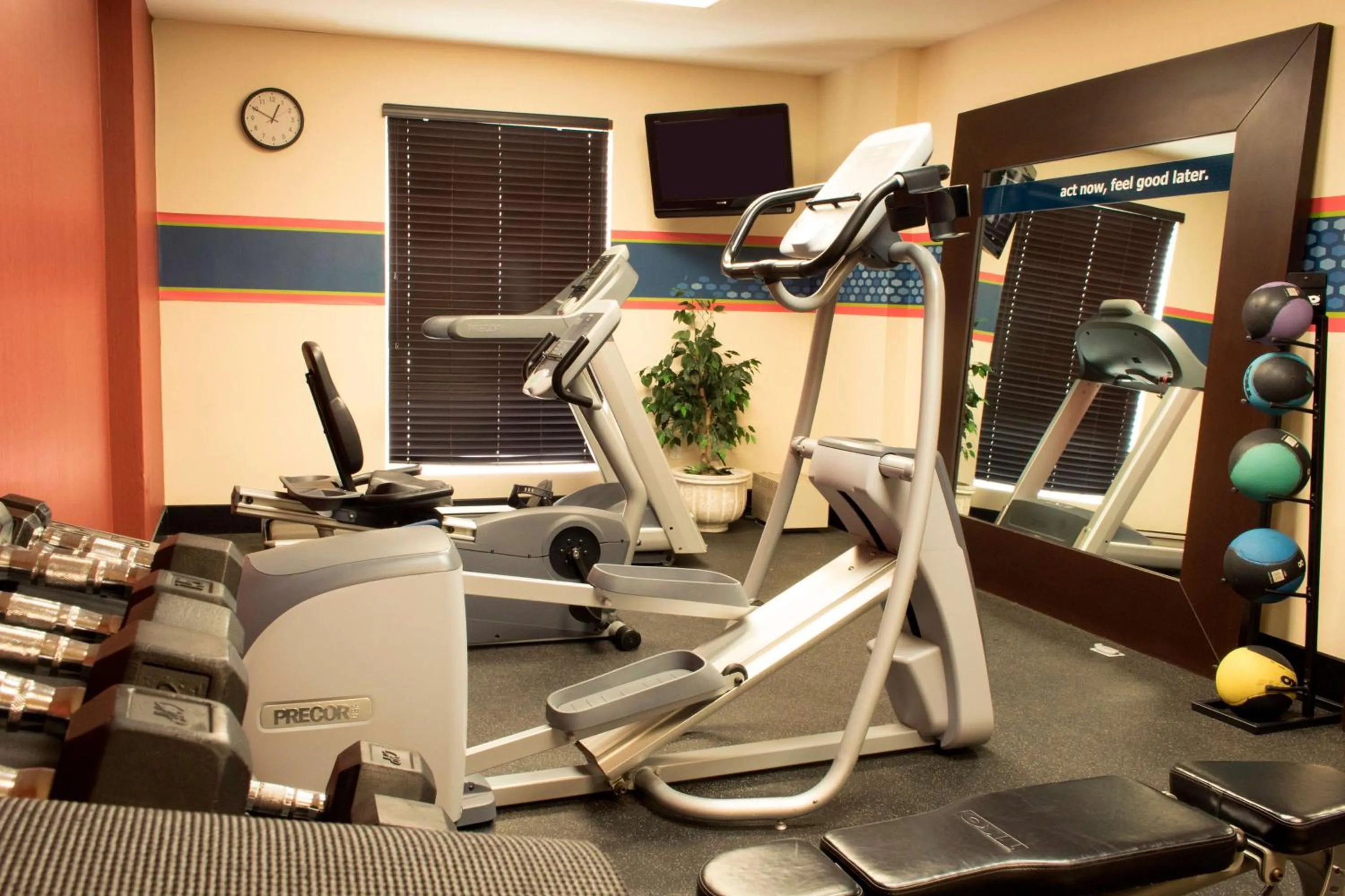 Fitness centre/facilities in Hampton Inn by Hilton Ciudad Victoria