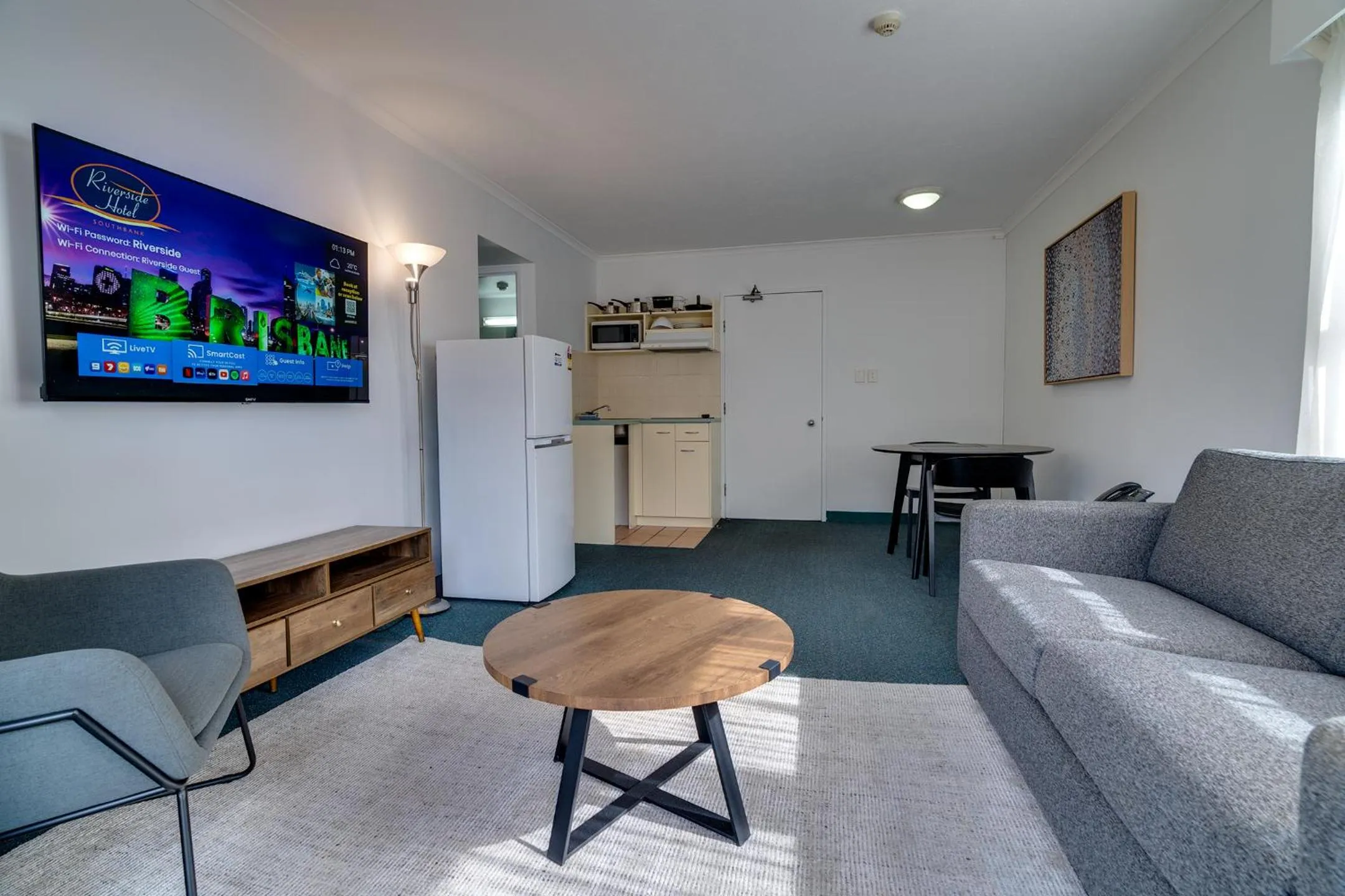 TV and multimedia in Riverside Hotel Southbank