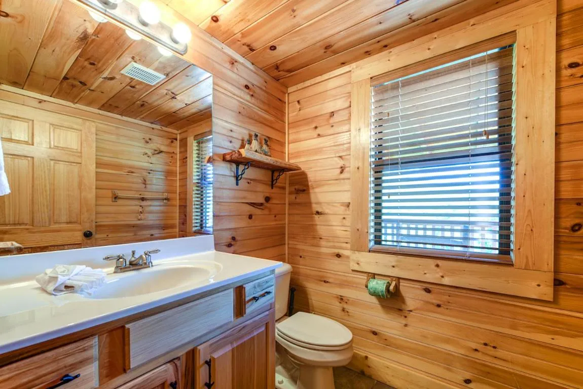 Property building in A Majestic View III