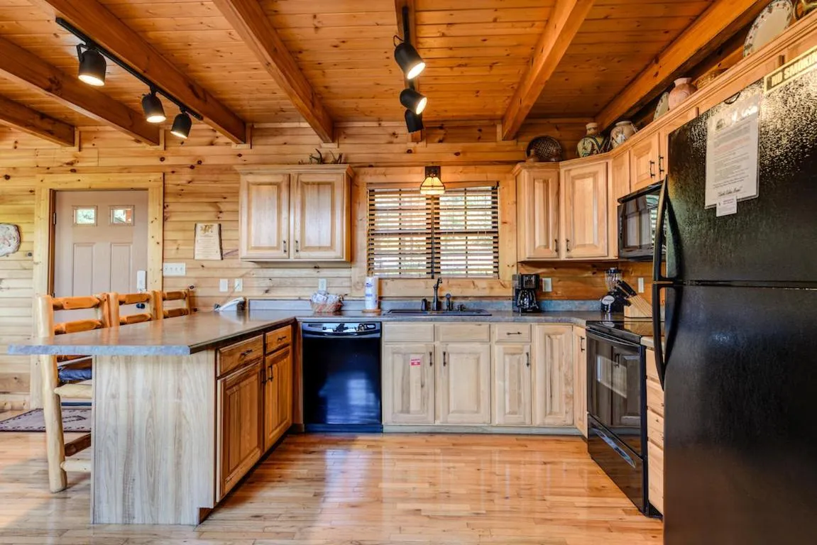 Kitchen or kitchenette in A Majestic View III