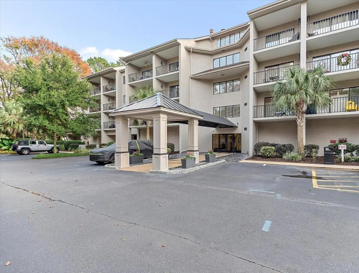 Property building in Village House 102