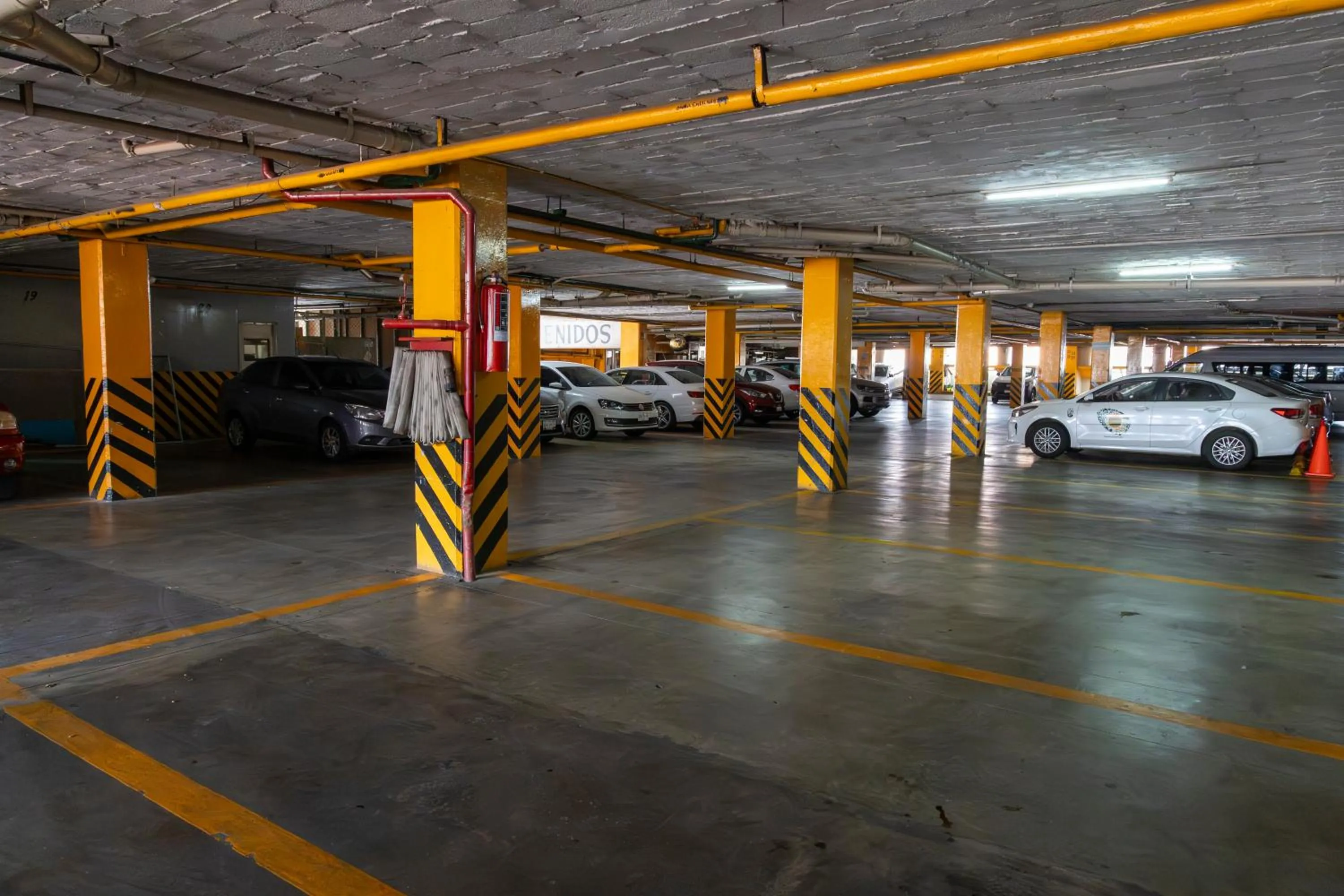 Parking in Hotel Plaza Uruapan