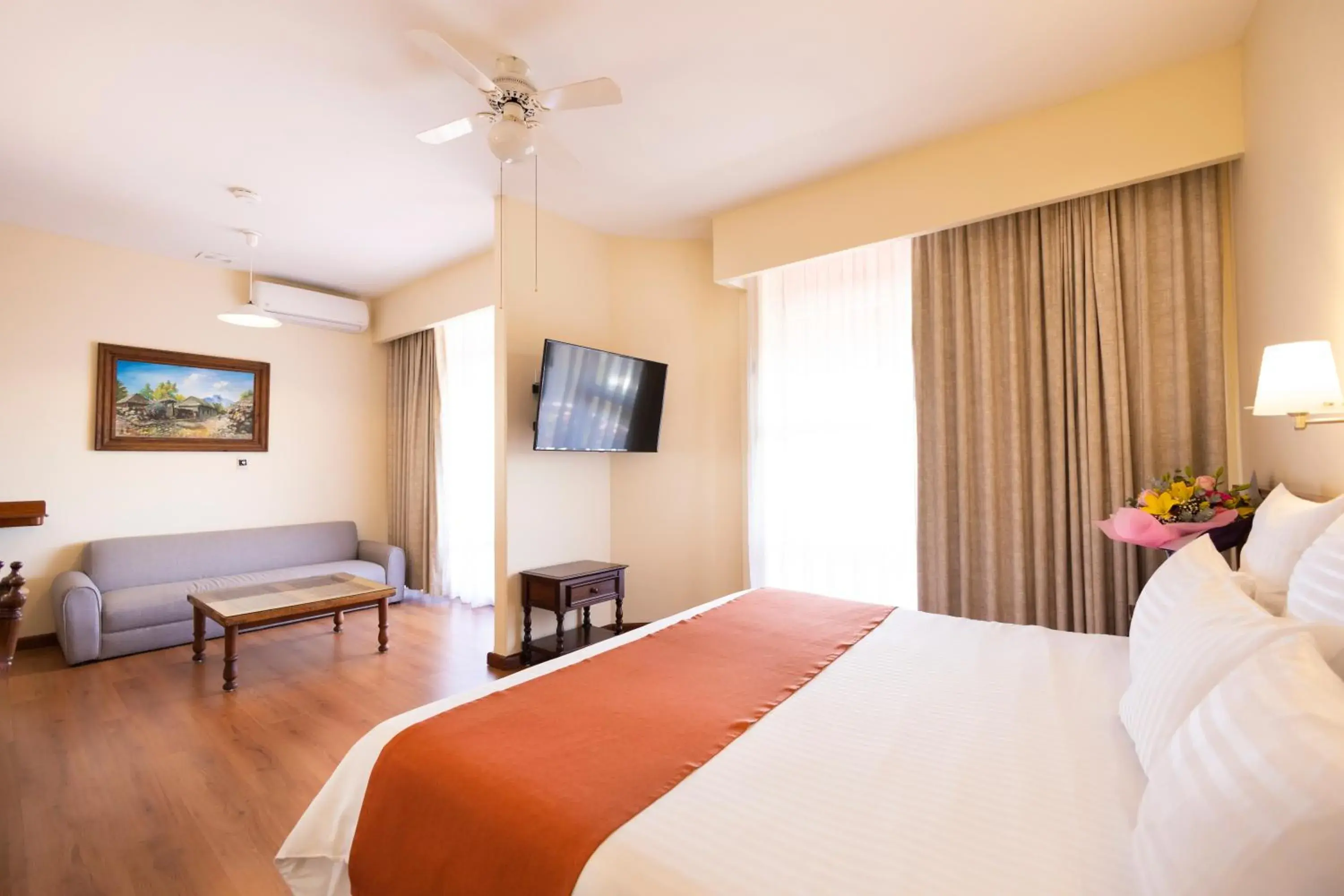 Bedroom, Bed in Hotel Plaza Uruapan Bedroom, Bed in Hotel Plaza Uruapan