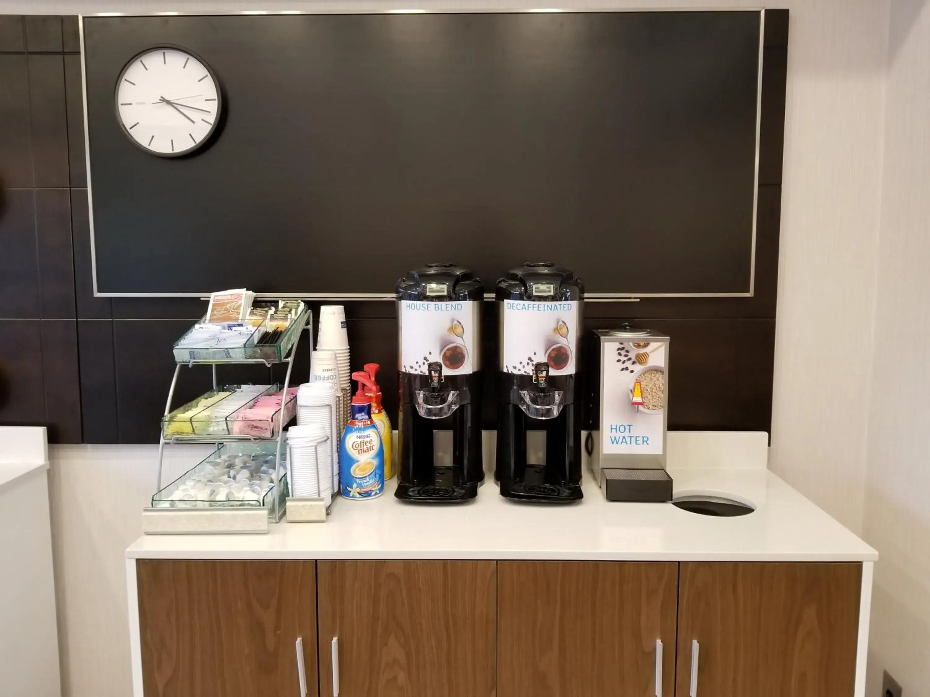 Breakfast in Holiday Inn Express Columbia NE - Fort Jackson by IHG Breakfast in Holiday Inn Express Columbia NE - Fort Jackson by IHG