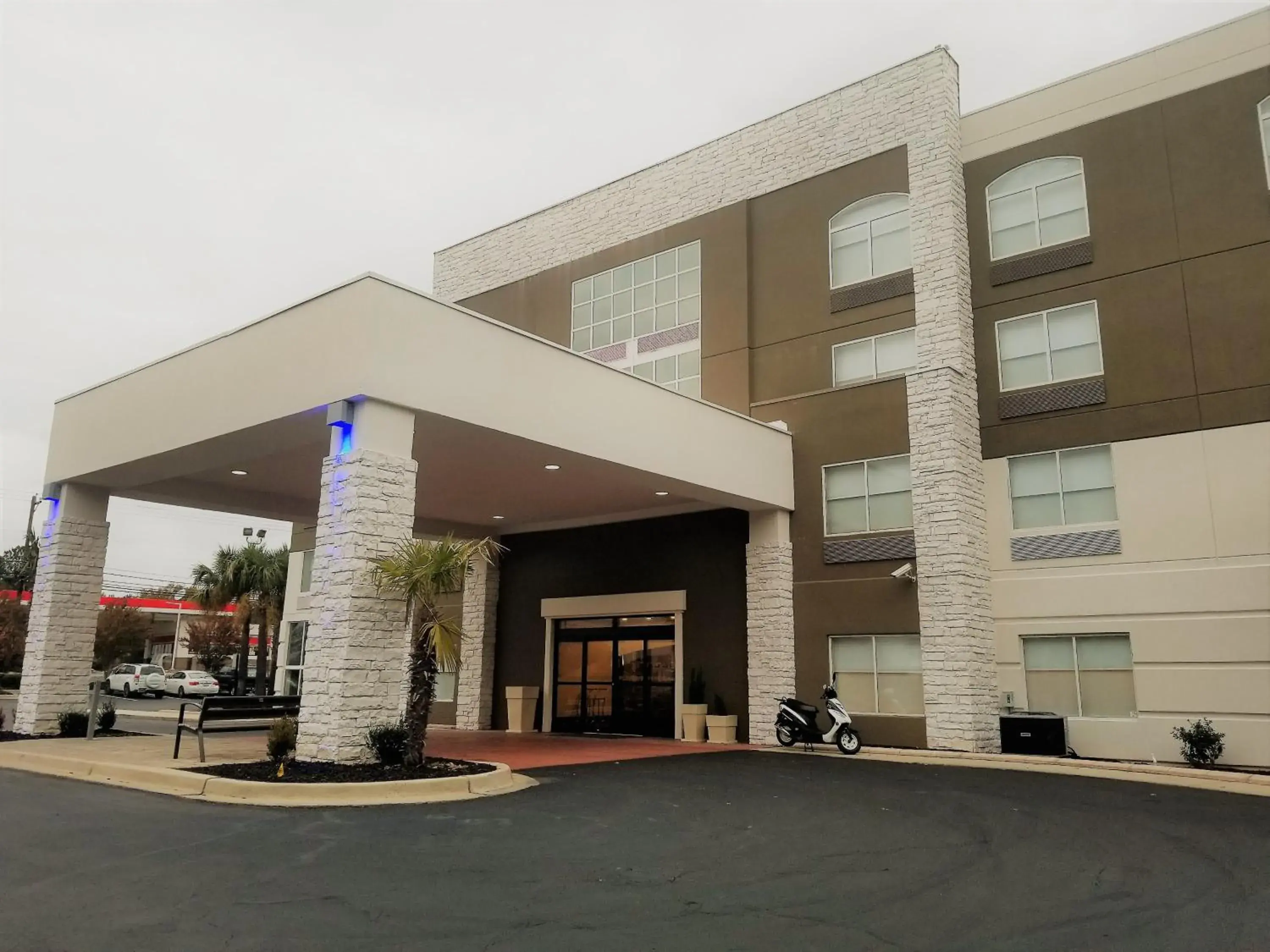 Property building in Holiday Inn Express Columbia NE - Fort Jackson by IHG Property building in Holiday Inn Express Columbia NE - Fort Jackson by IHG