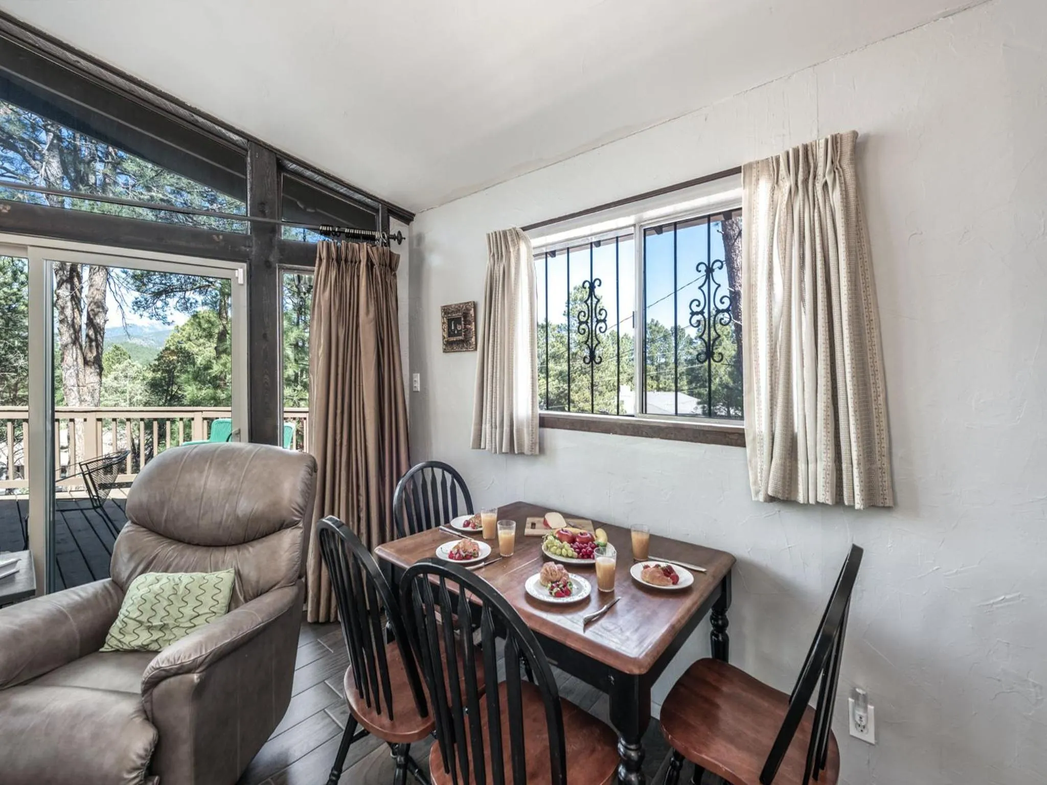 Living room in Bear Cave