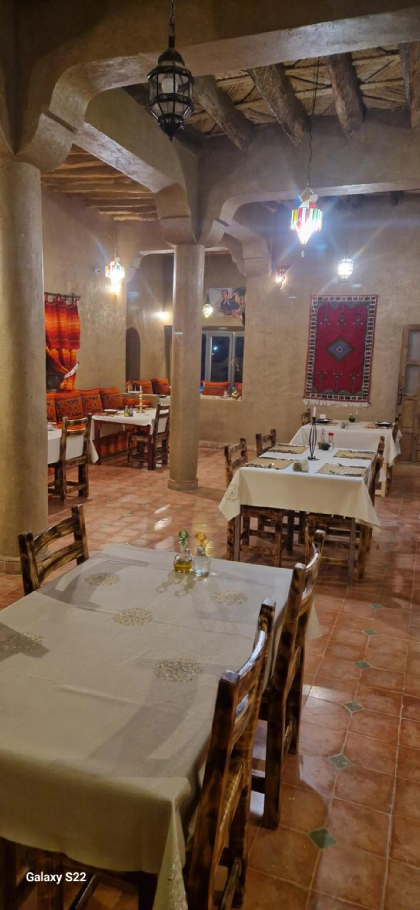 Restaurant/places to eat in Kasbah Ait BenHadda