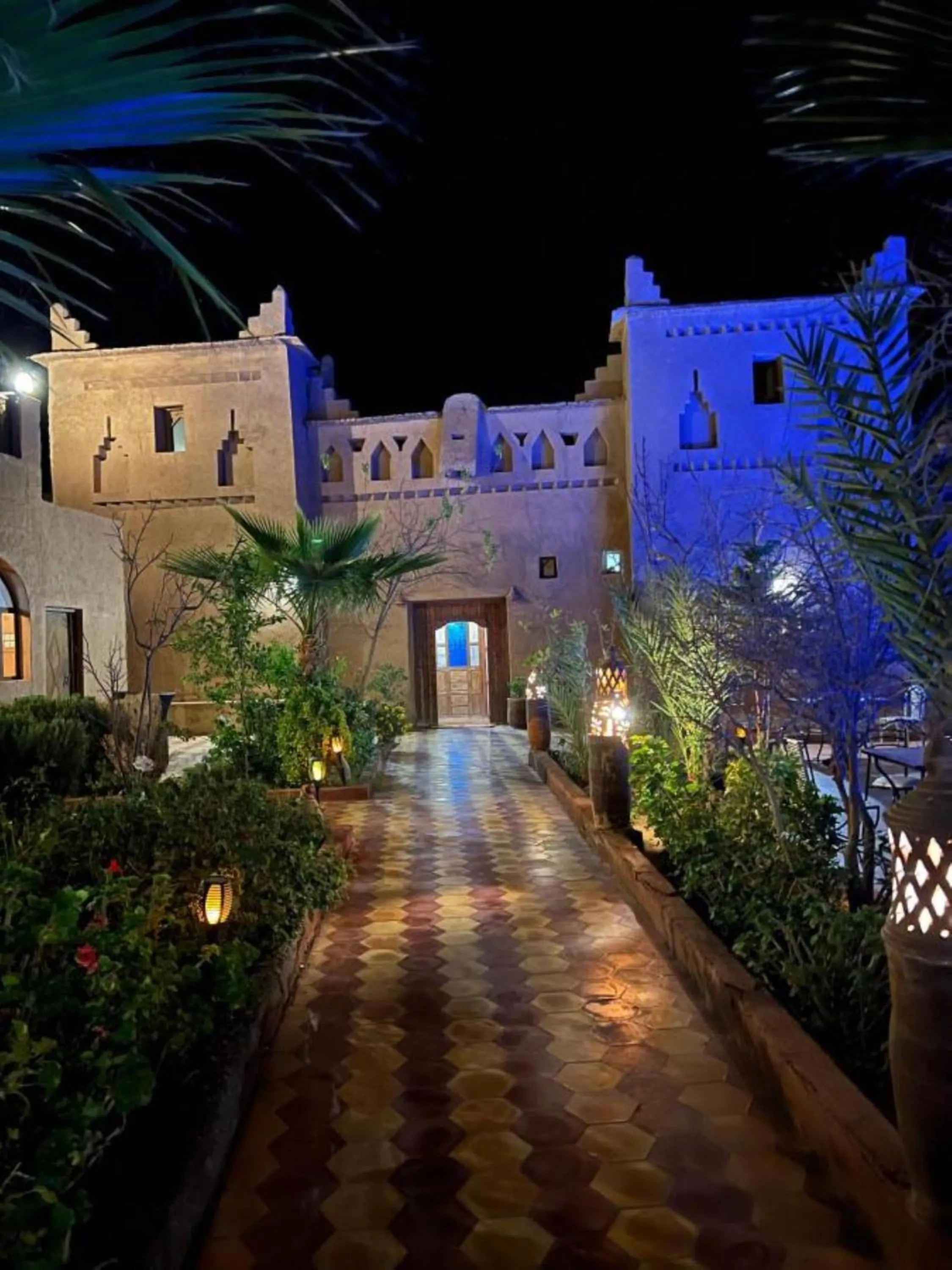 Restaurant/places to eat in Kasbah Ait BenHadda