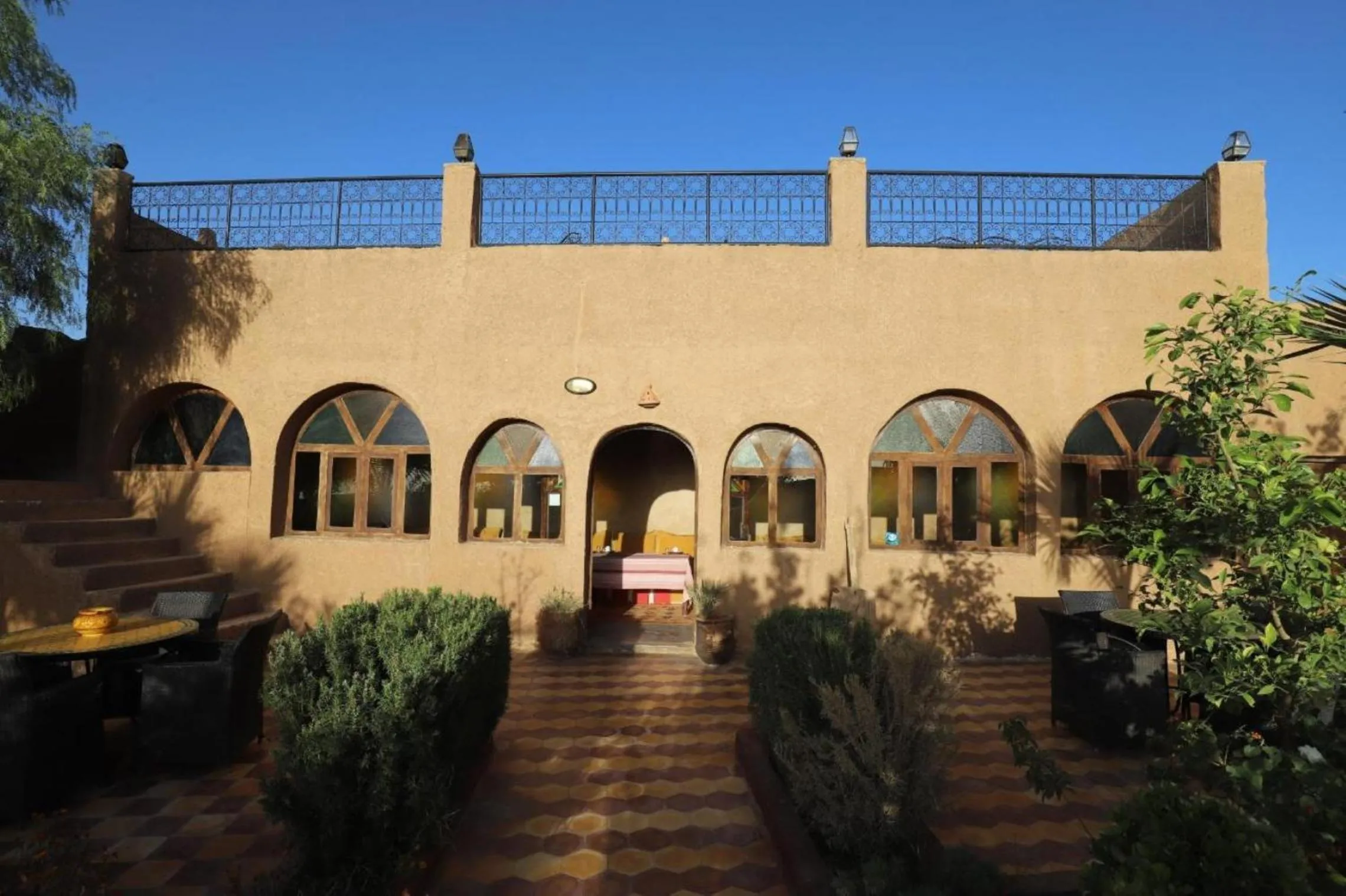Restaurant/places to eat in Kasbah Ait BenHadda