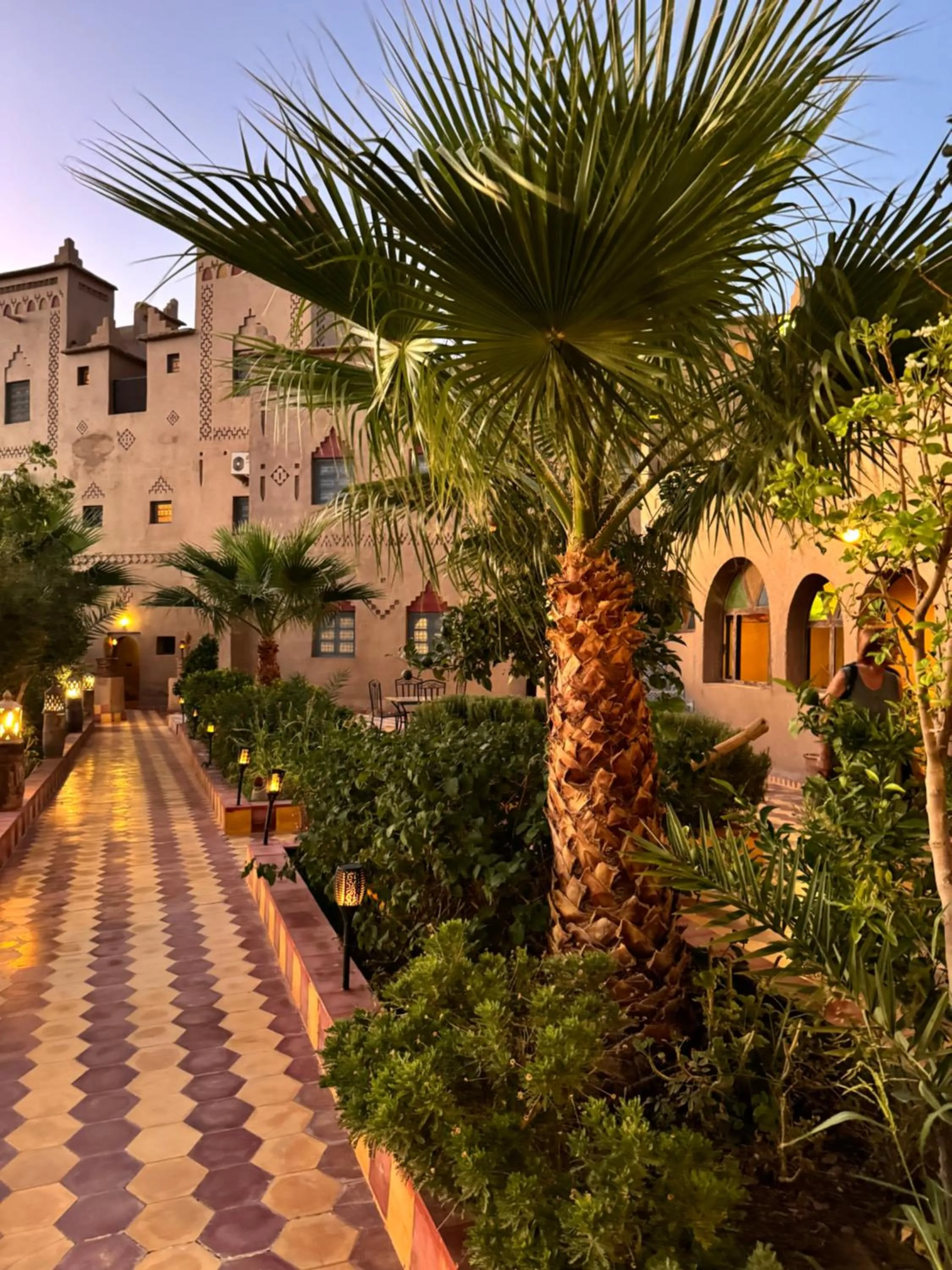 Restaurant/places to eat in Kasbah Ait BenHadda