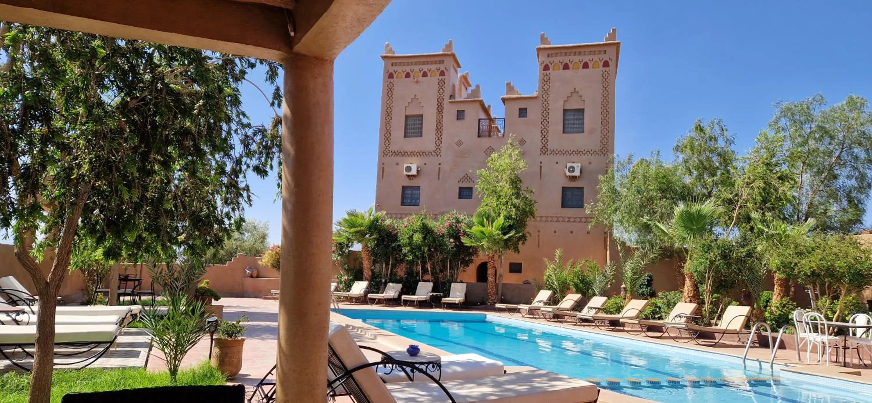 Swimming pool in Kasbah Ait BenHadda
