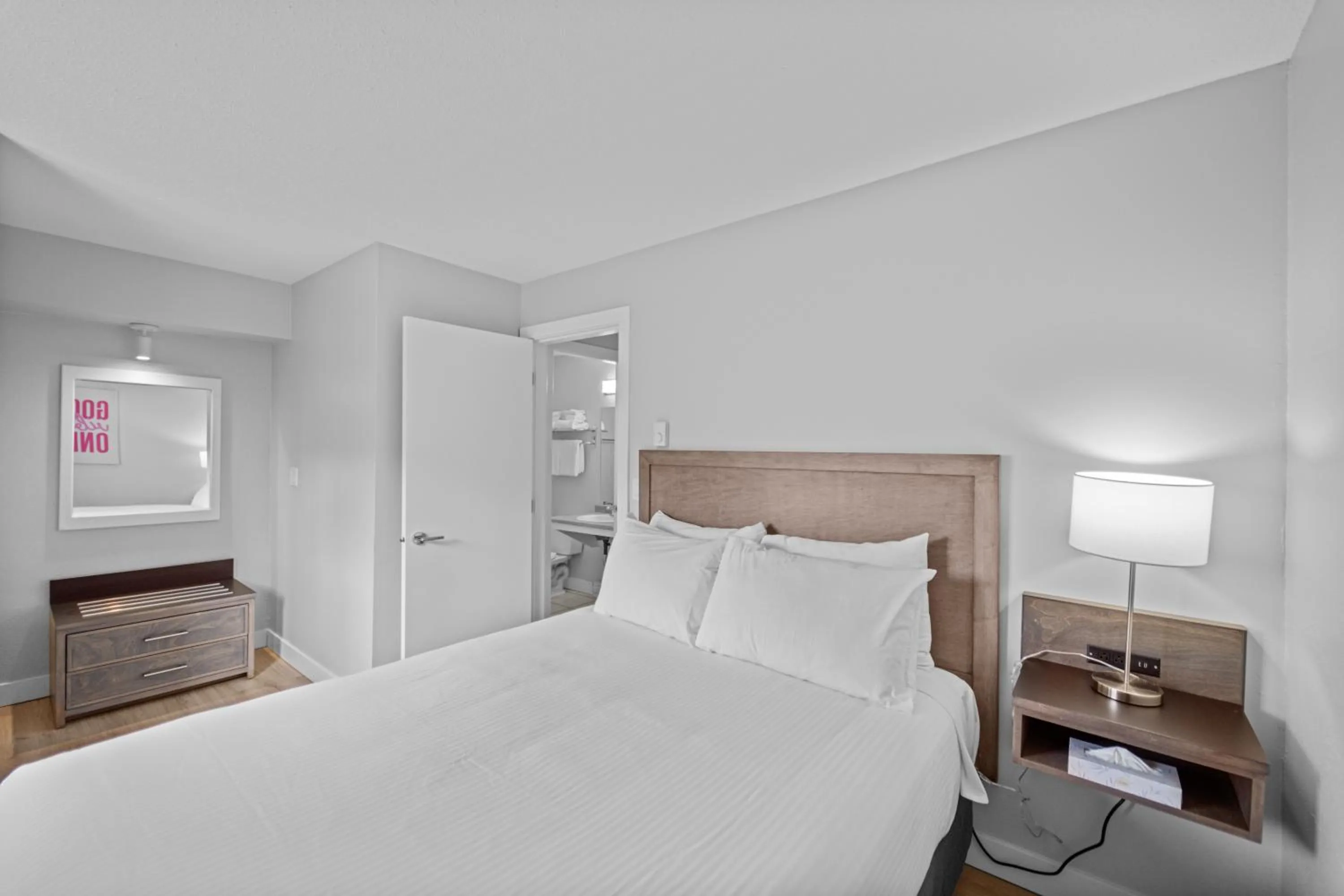 Bed in The Vista Inn