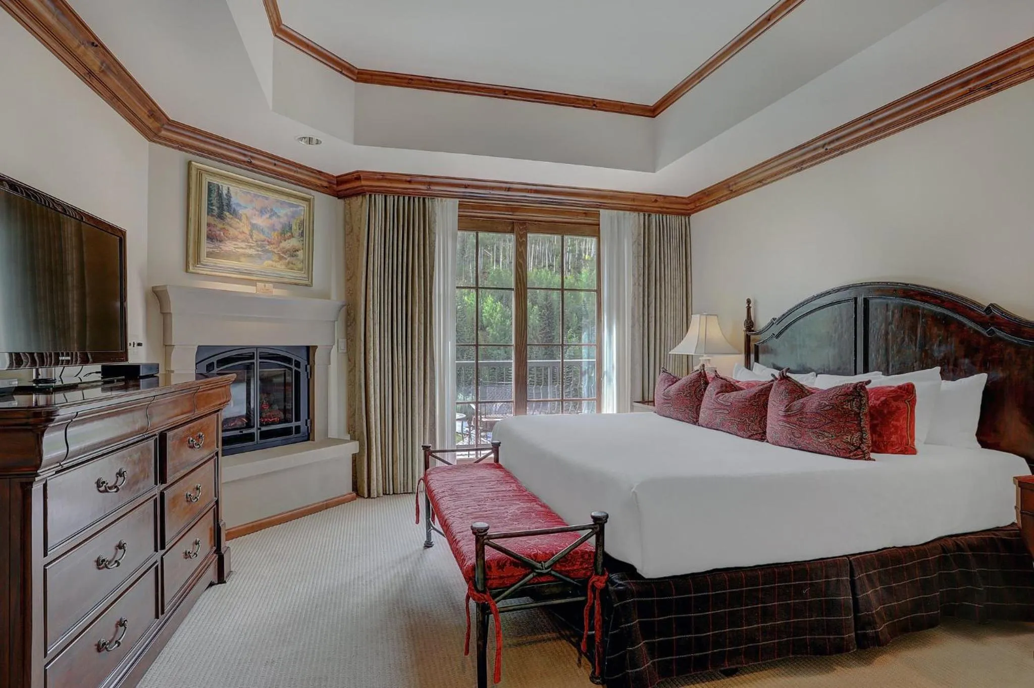 Photo of the whole room, Bed in The Vail Collection at the Ritz Carlton Residences Vail