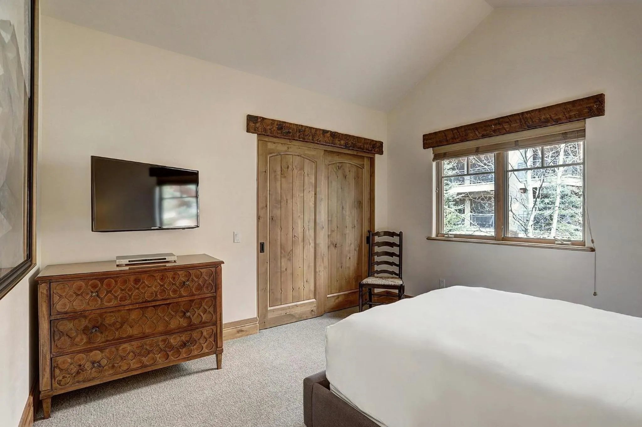 Bedroom, Bed in Legendary Lodging at the Ritz Carlton Residences Vail, A Vail Resorts Property