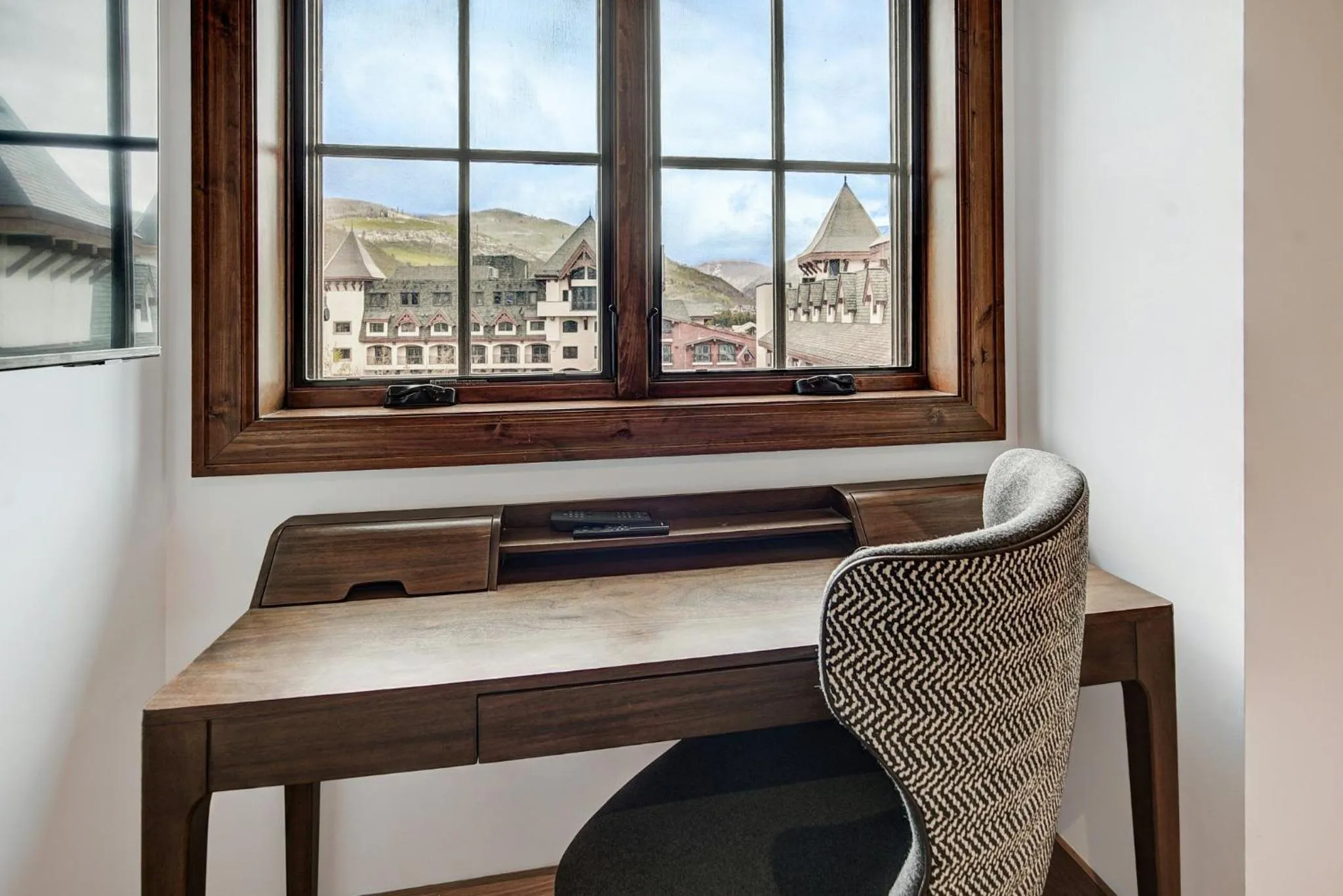 Property building in Legendary Lodging at the Ritz Carlton Residences Vail, A Vail Resorts Property