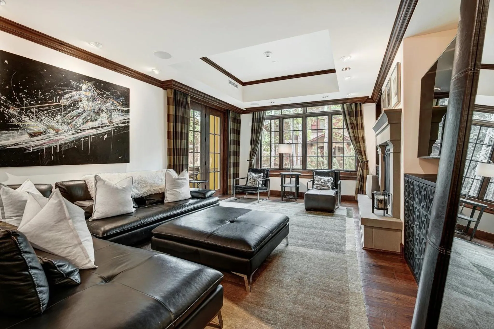 Living room in Legendary Lodging at the Ritz Carlton Residences Vail, A Vail Resorts Property