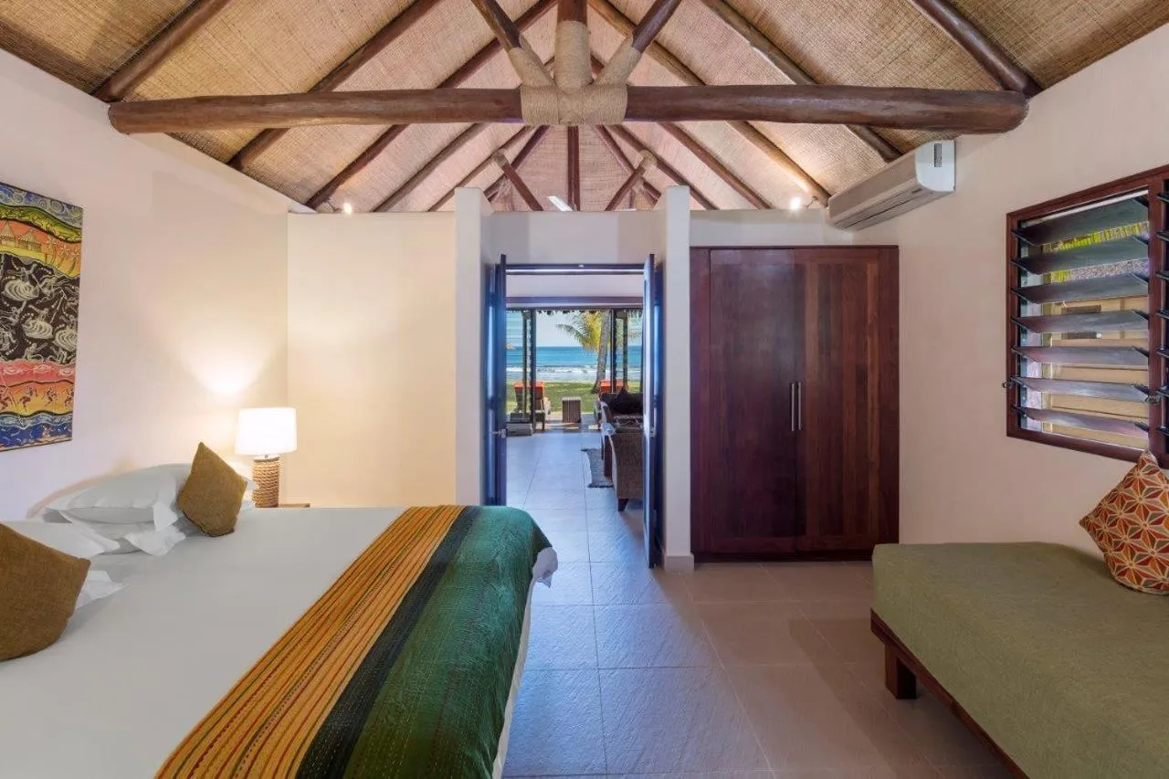 Bed in Eratap Beach Resort