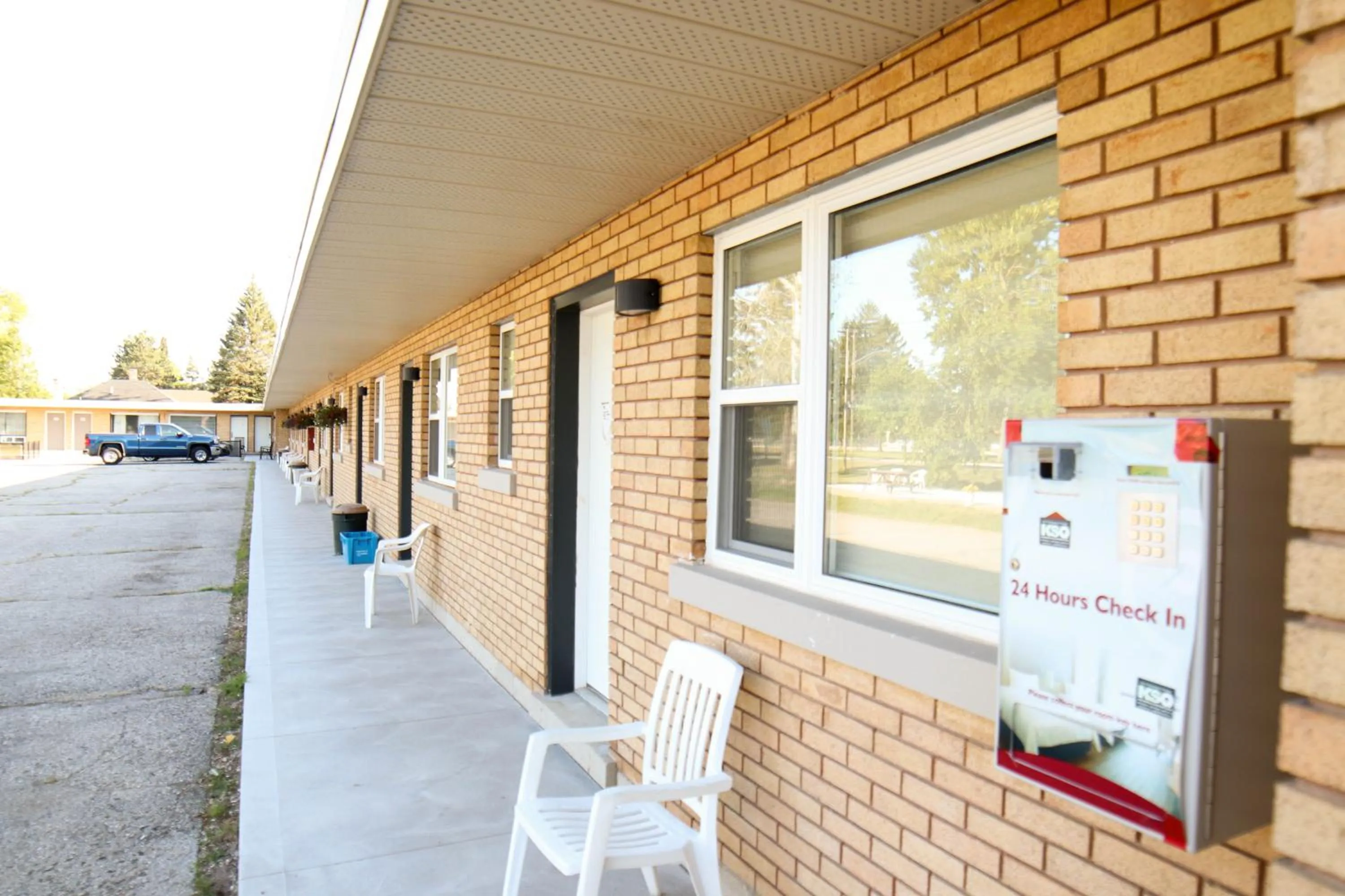 Property building in Walkerton Inn Motel