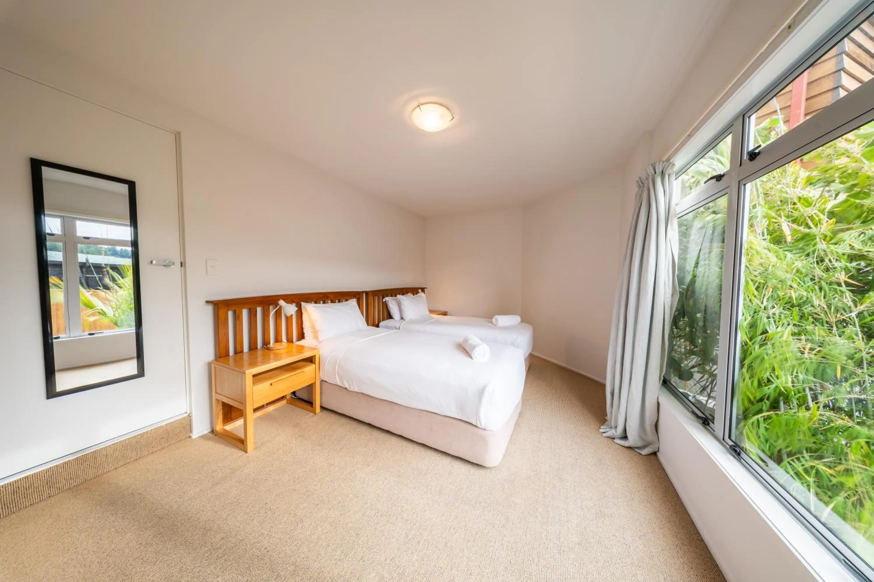 Bedroom, Bed in The Powderhorn Chateau