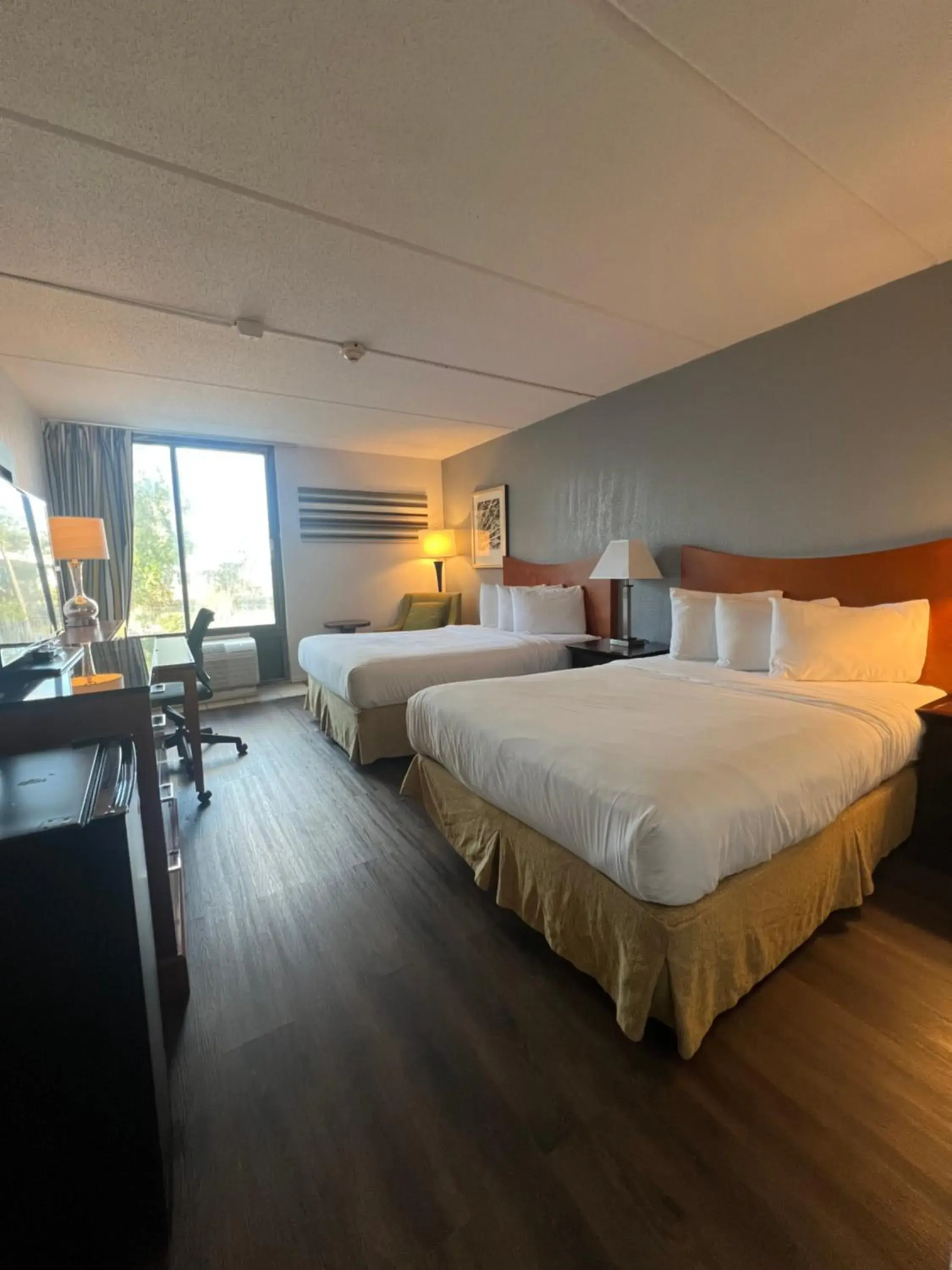 Bedroom, Bed in The Grand Hotel Spindletop Bedroom, Bed in The Grand Hotel Spindletop