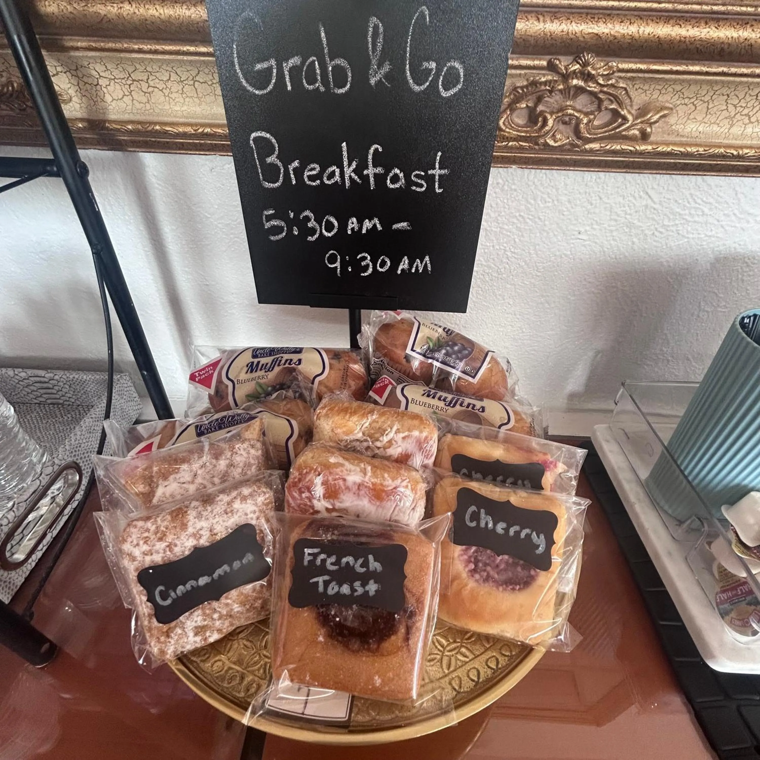 Breakfast in The Grand Hotel Spindletop