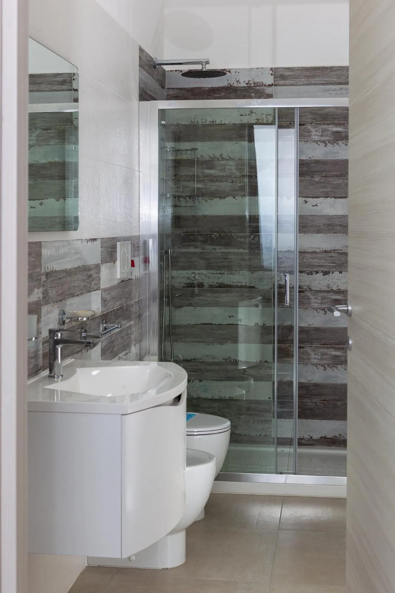 Shower in Paloma B&B