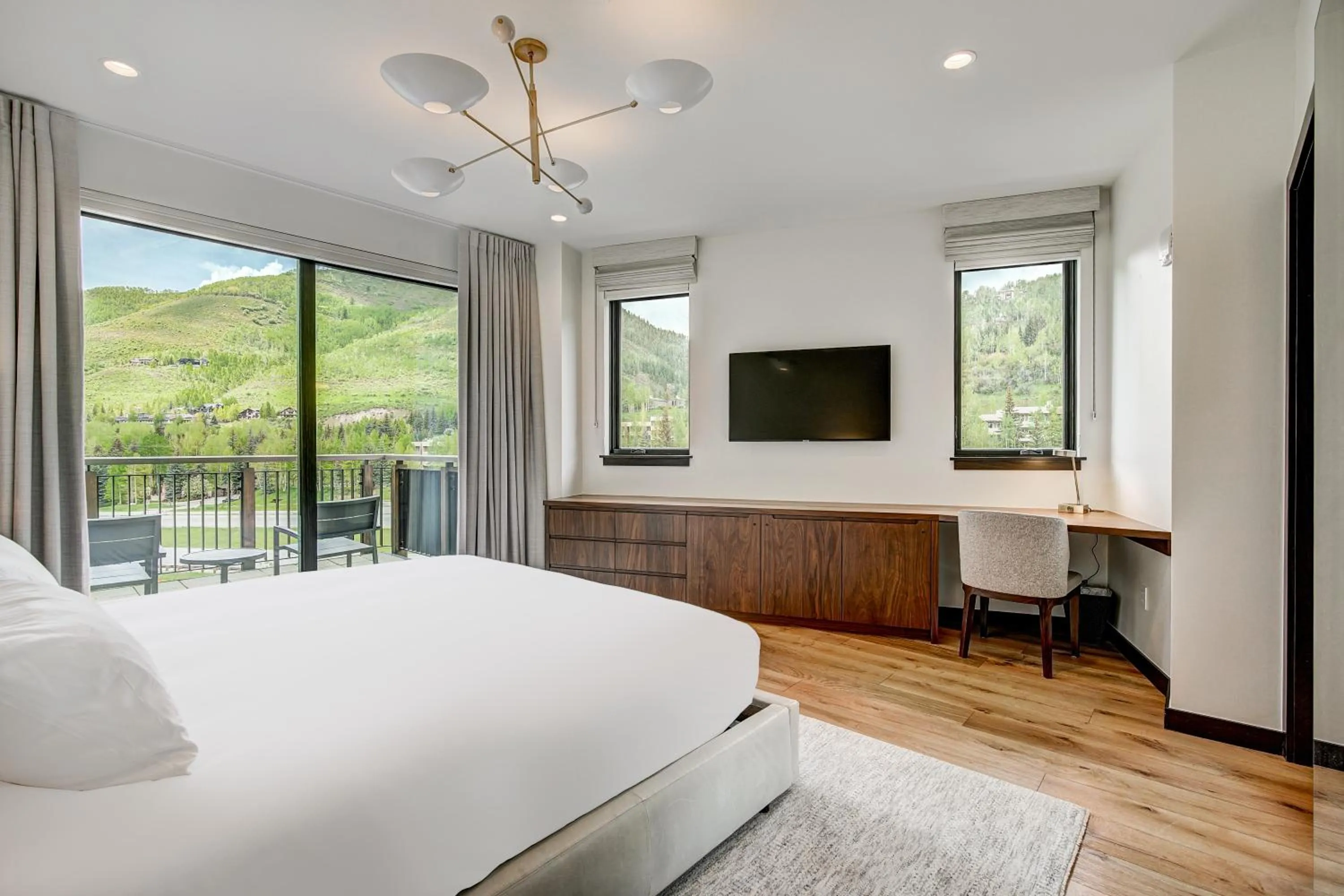 Bed in The Arrabelle at Vail Square, a RockResort