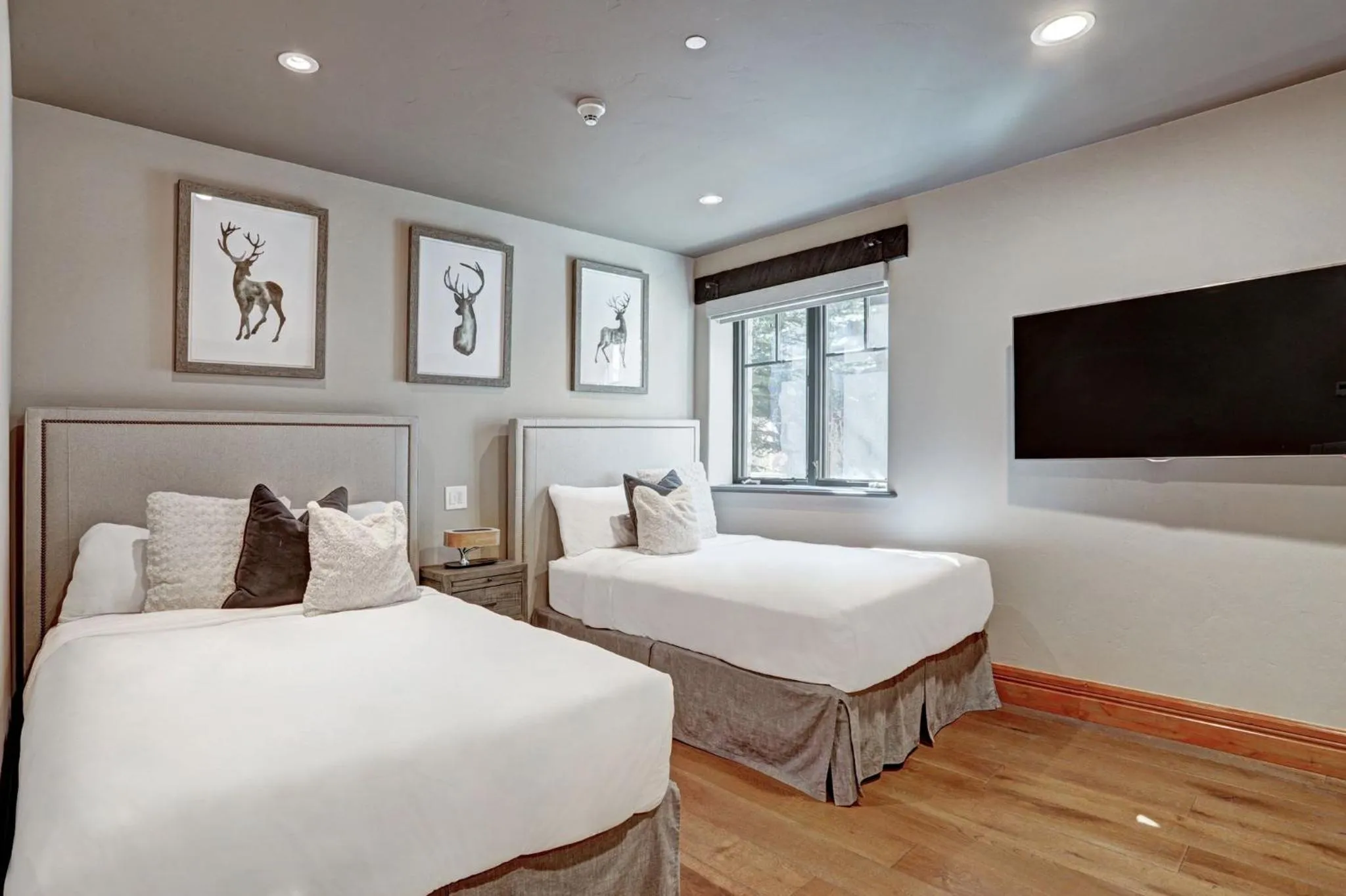 Bedroom, Bed in The Arrabelle at Vail Square, a RockResort