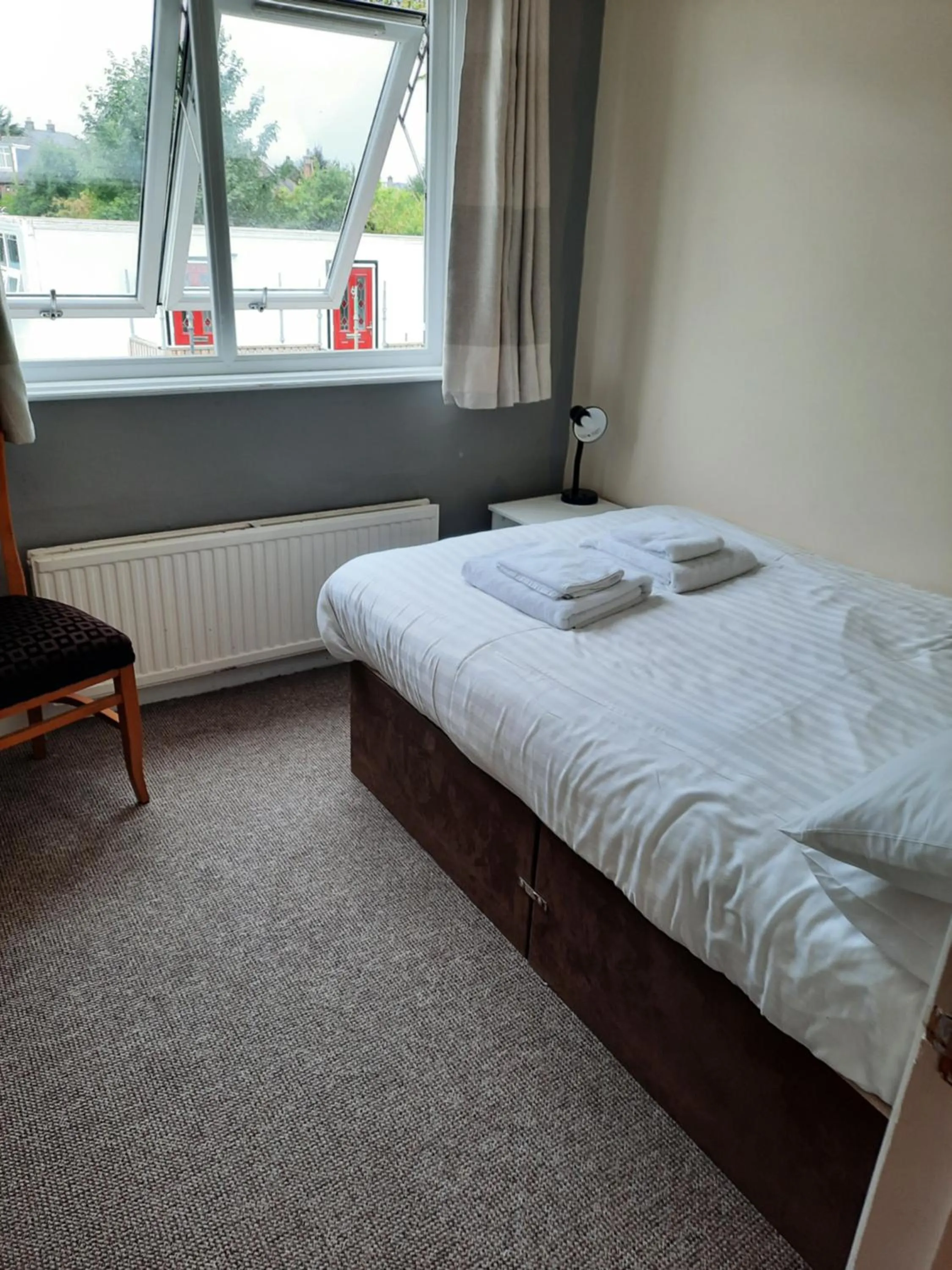 Bedroom, Bed in The Townhouse Accommodation