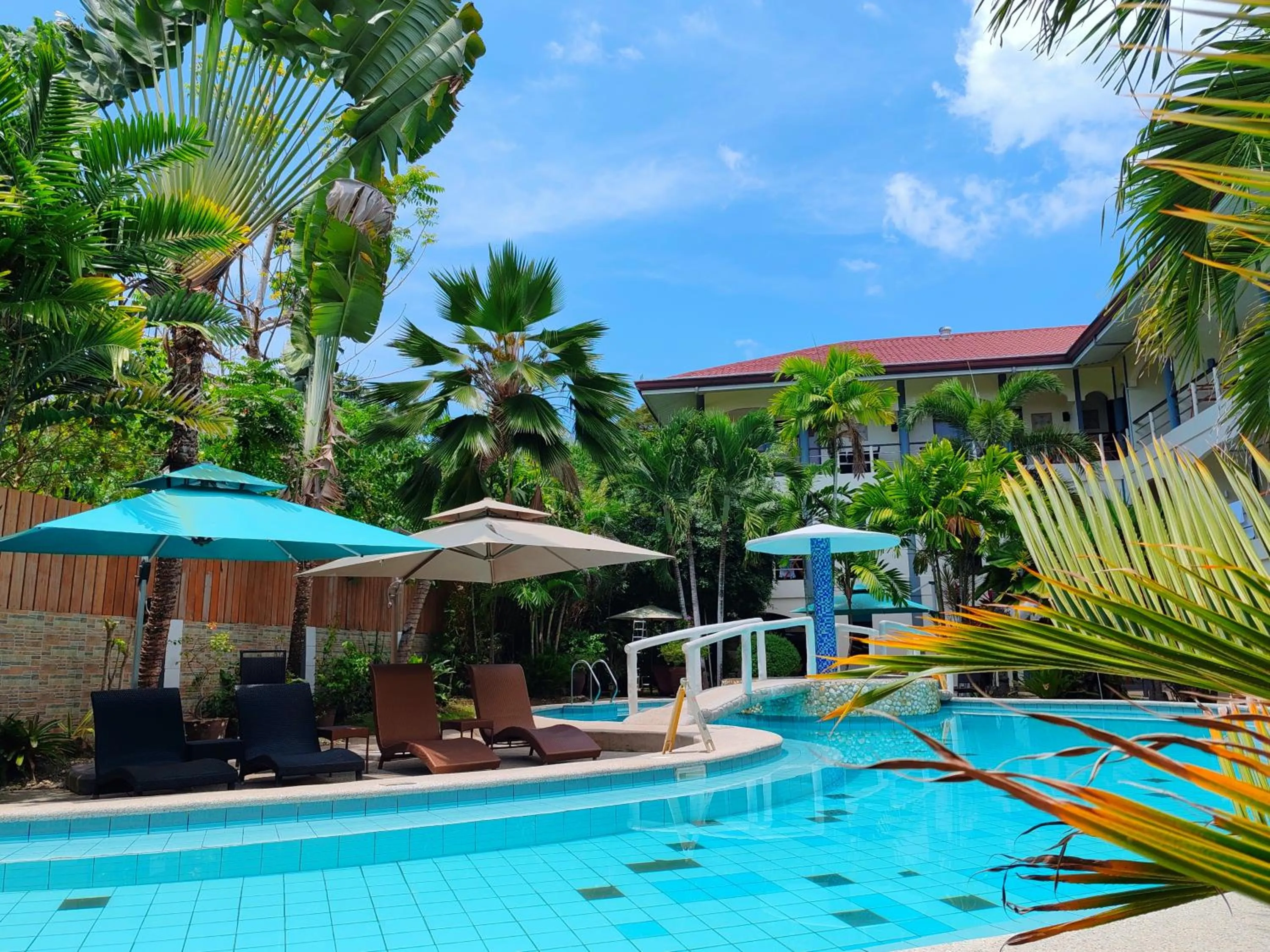 Property building in Alona Northland Resort