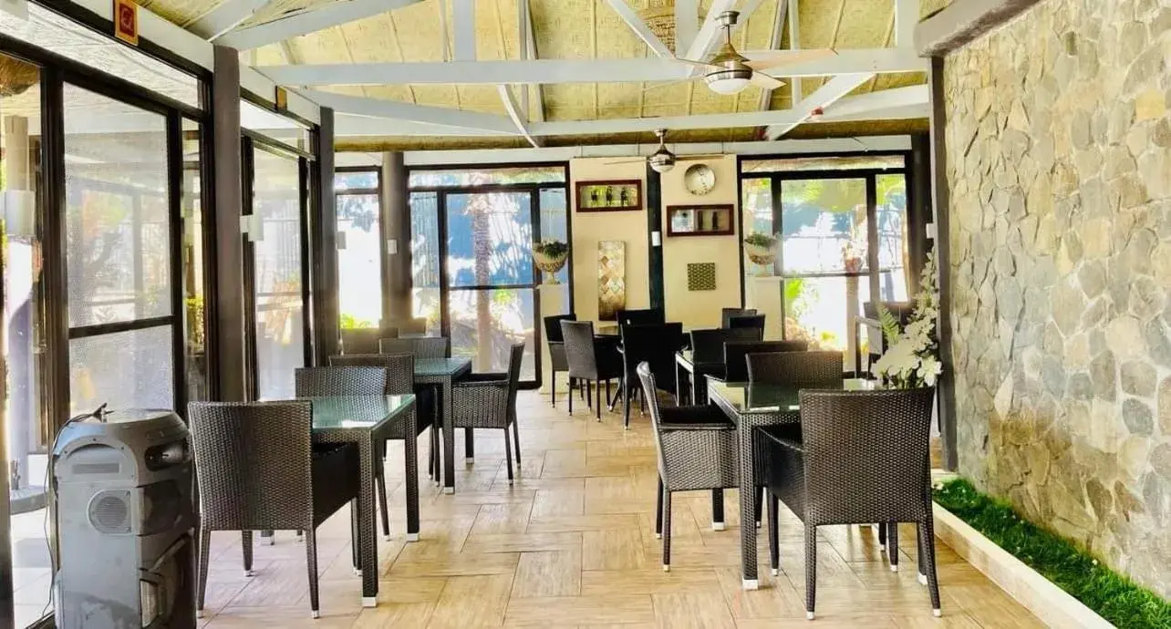 Restaurant/places to eat in Alona Northland Resort Restaurant/places to eat in Alona Northland Resort