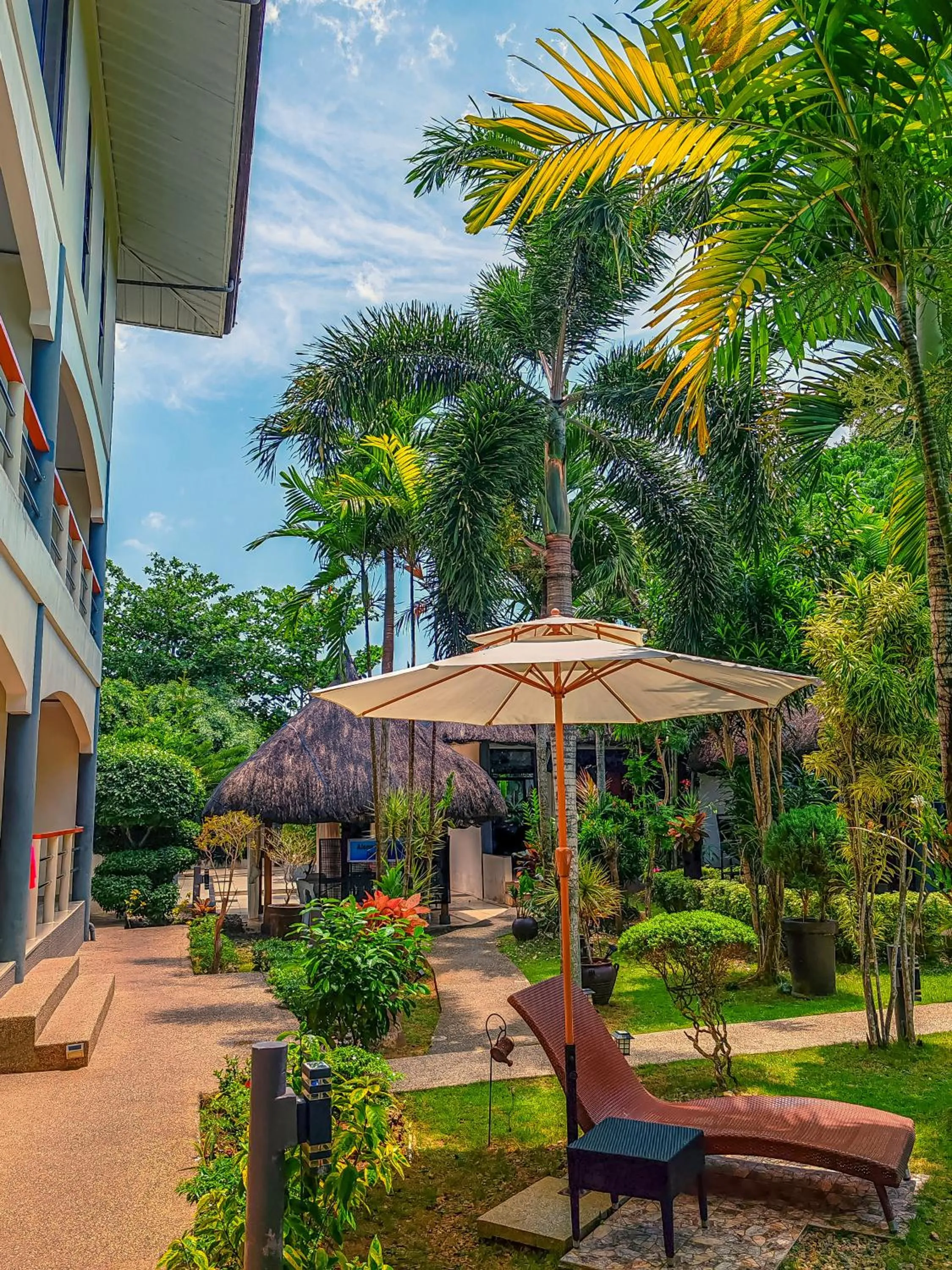 Property building in Alona Northland Resort