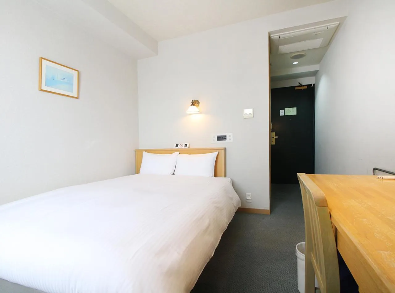 Photo of the whole room, Bed in Island Hotel