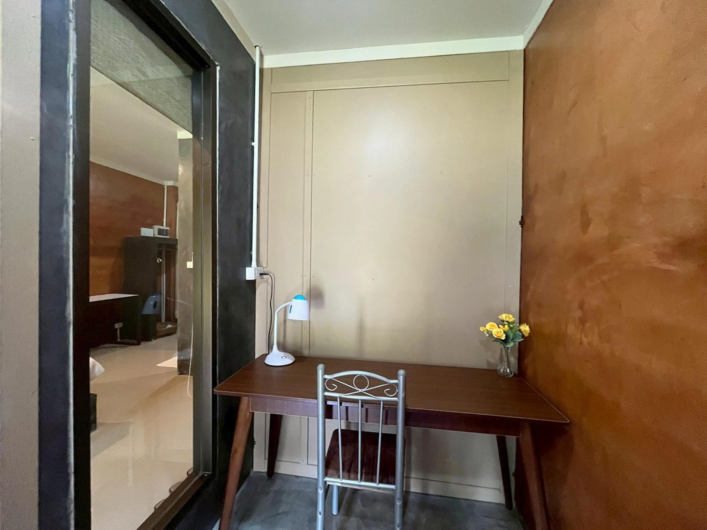 Seating area in Saikaew Resort