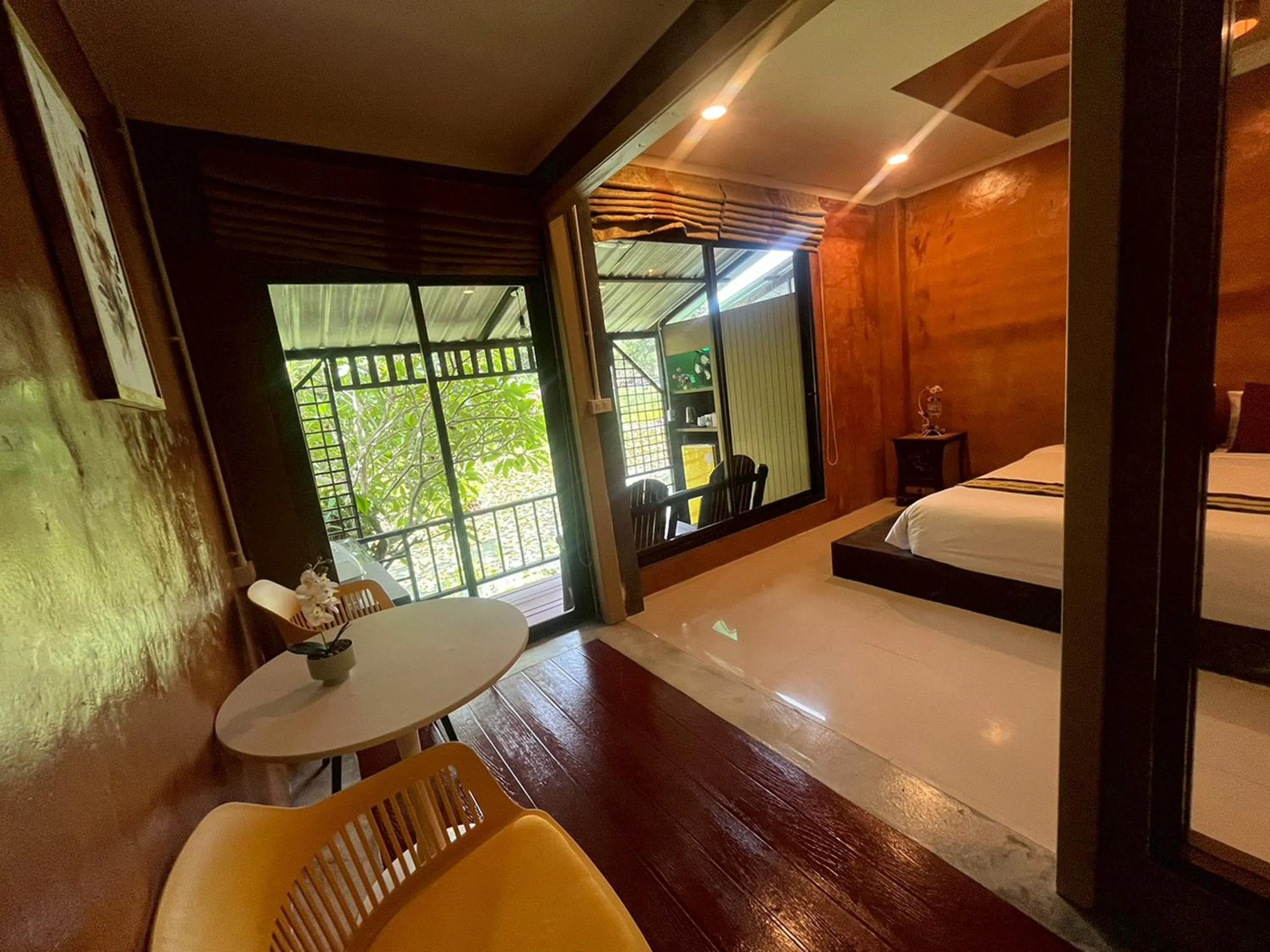 Photo of the whole room, Bed in Saikaew Resort