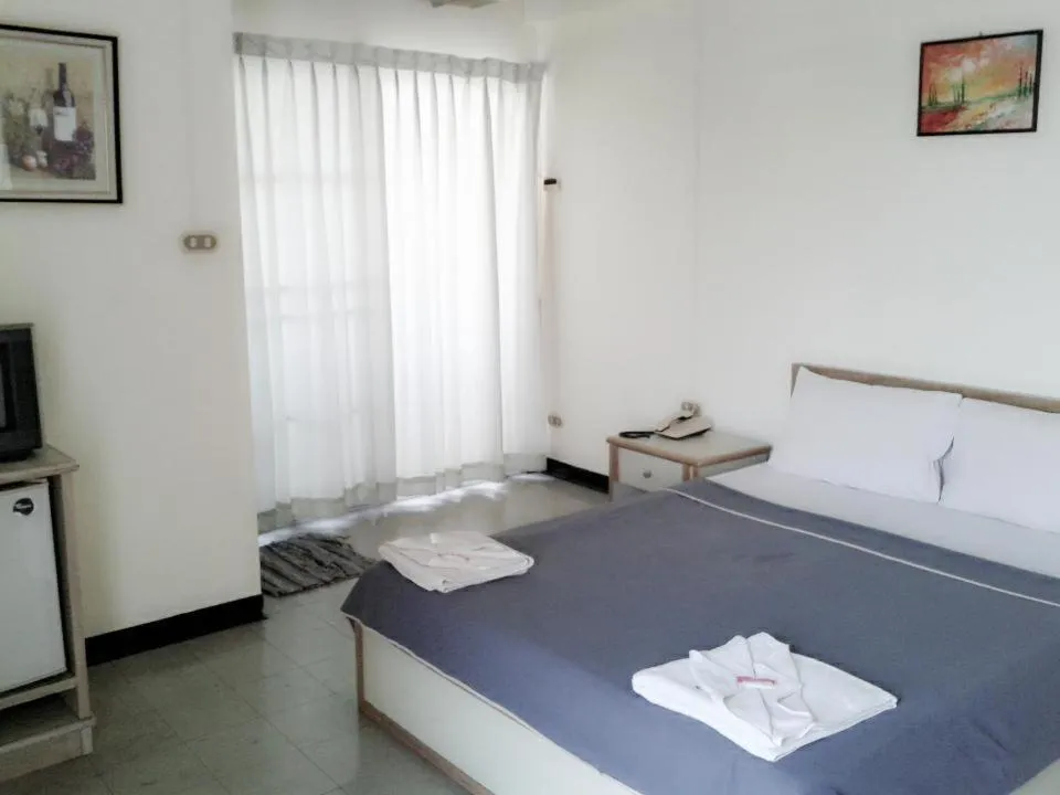 Bed in M In Korat Service Apartment