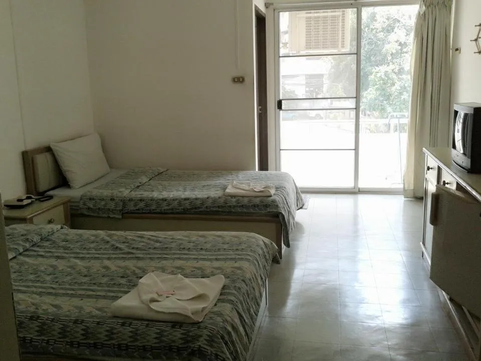 Bed in M In Korat Service Apartment